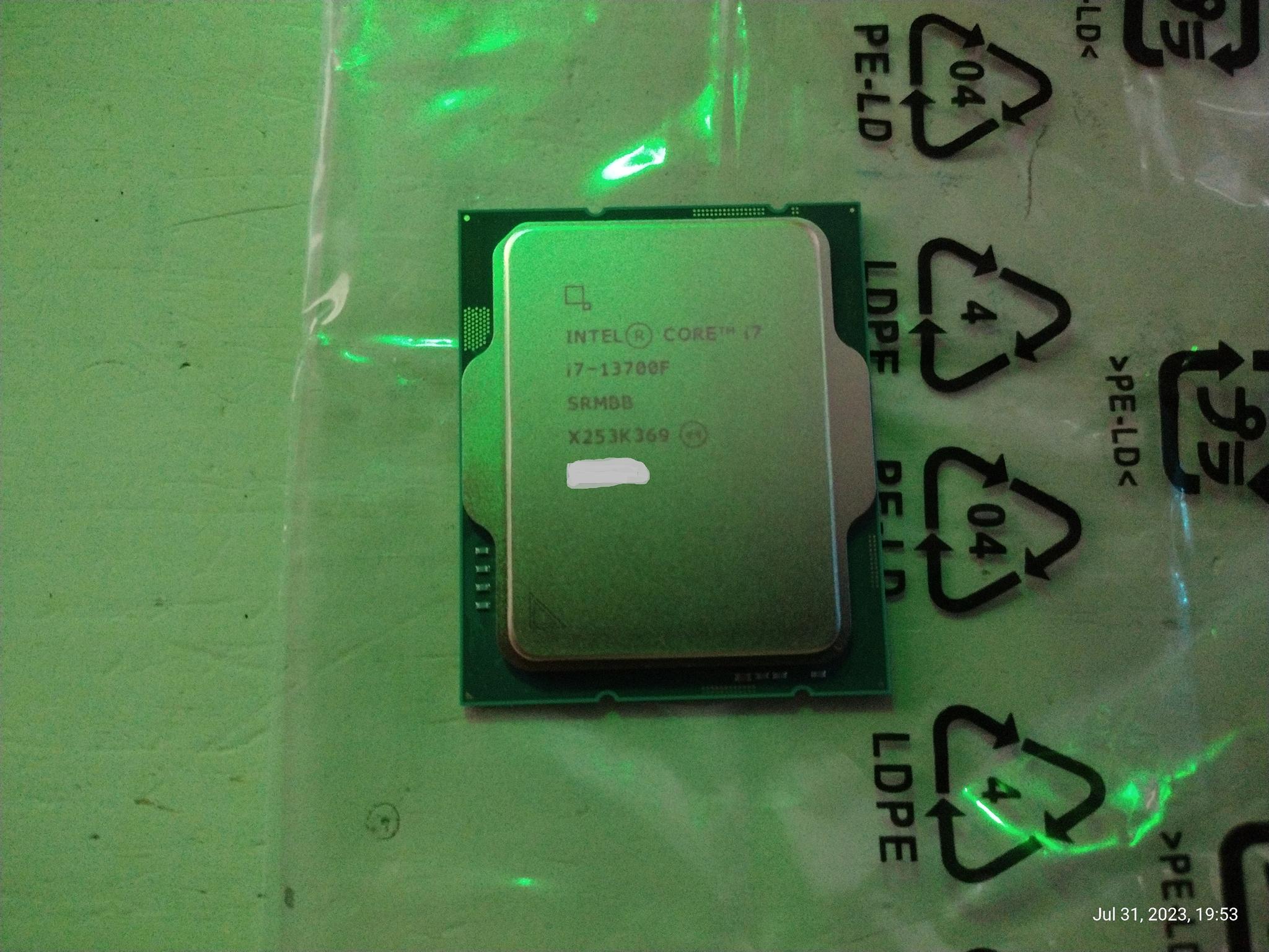 Core I7 13700F and MAG CORELIQUID 240R V2 combo