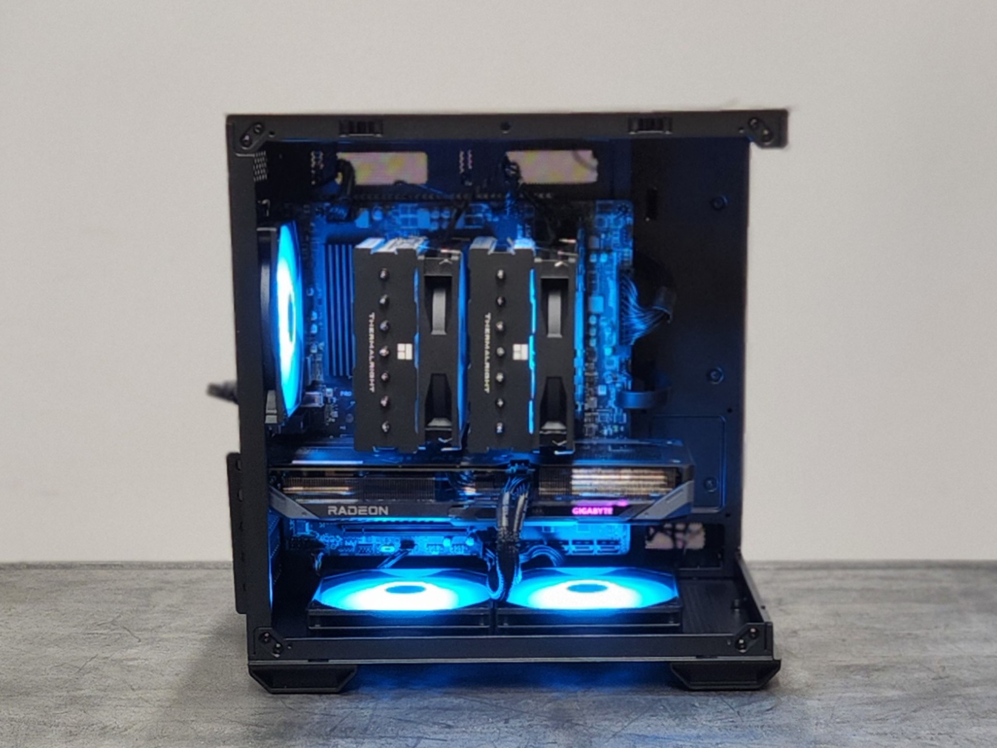 Ryzen 7 5800XT | RX 9060 XT | Gaming PC
