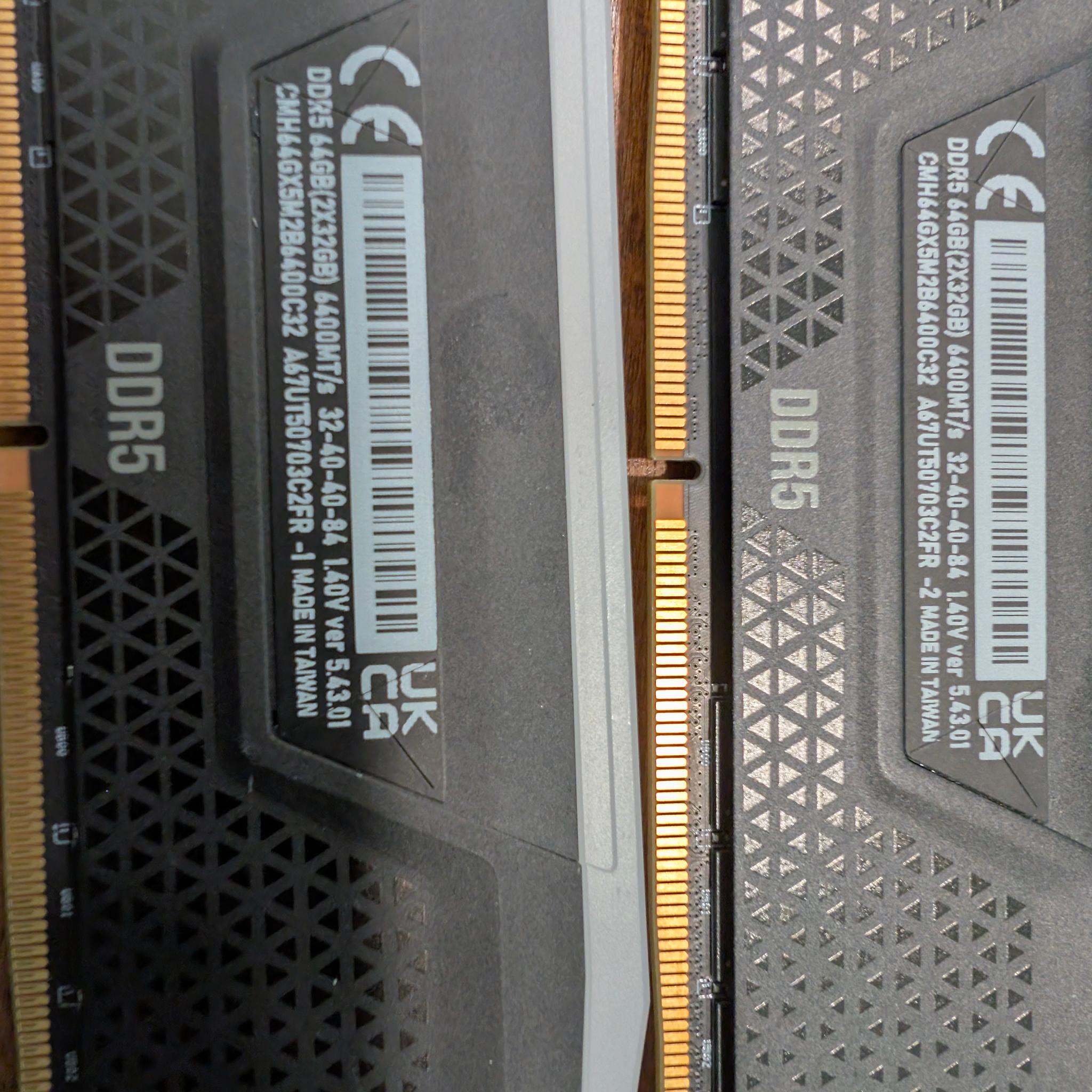 Corsair vengece 64gb RGB 2x32 6400