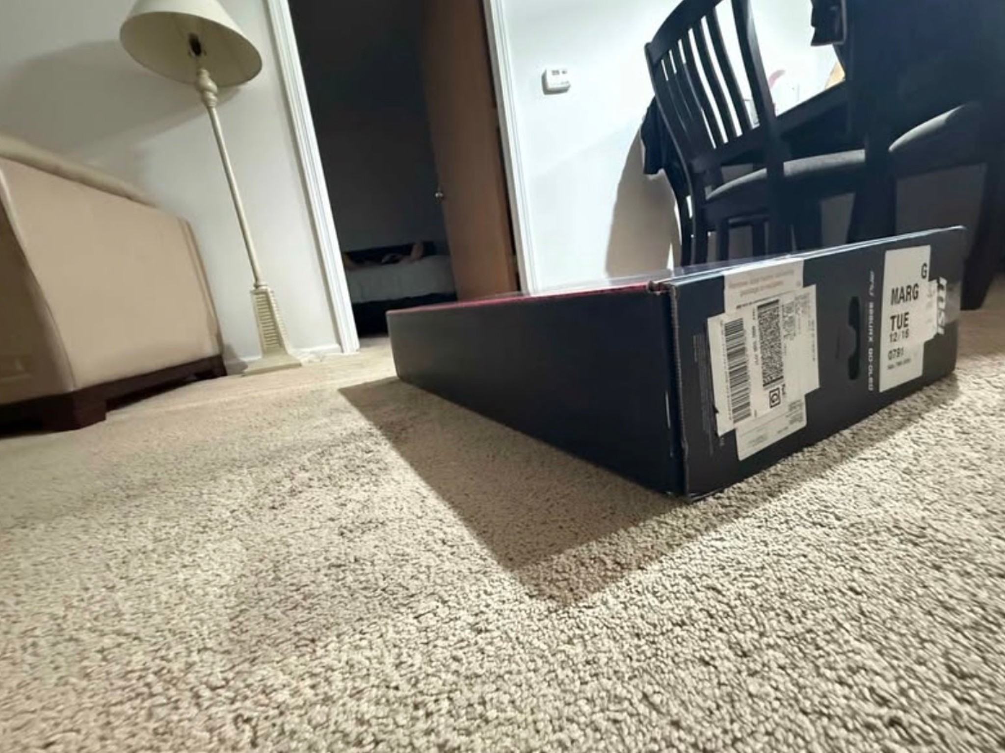 MSI MPG 322URX QD-OLED Gaming Monitor