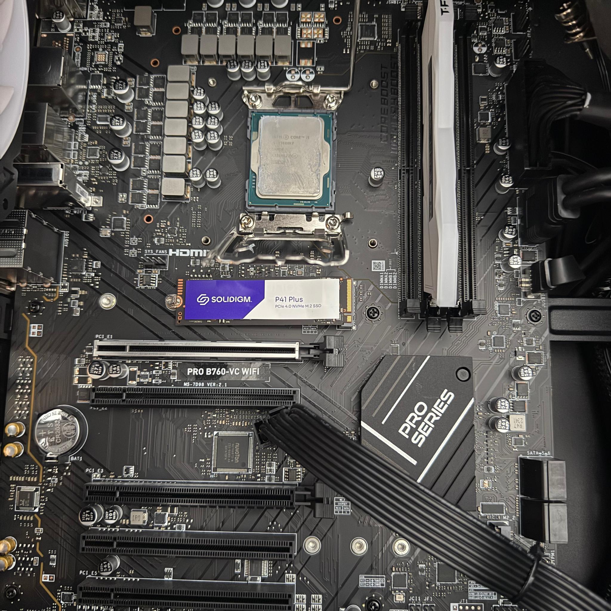i5 13600KF, 1x16gb T Force DELTA DDR5 5200mhz, P41 Plus 1tb SSD NVME, B760-VC Wifi Motherboard MSI