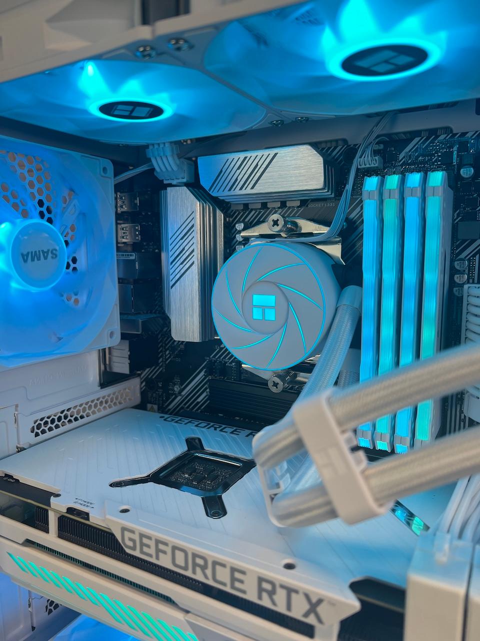 Liquid Cooled Ryzen 7 5800X ROG Strix RTX 3070 32GB RAM 1 TB WIFI5 Win 11
