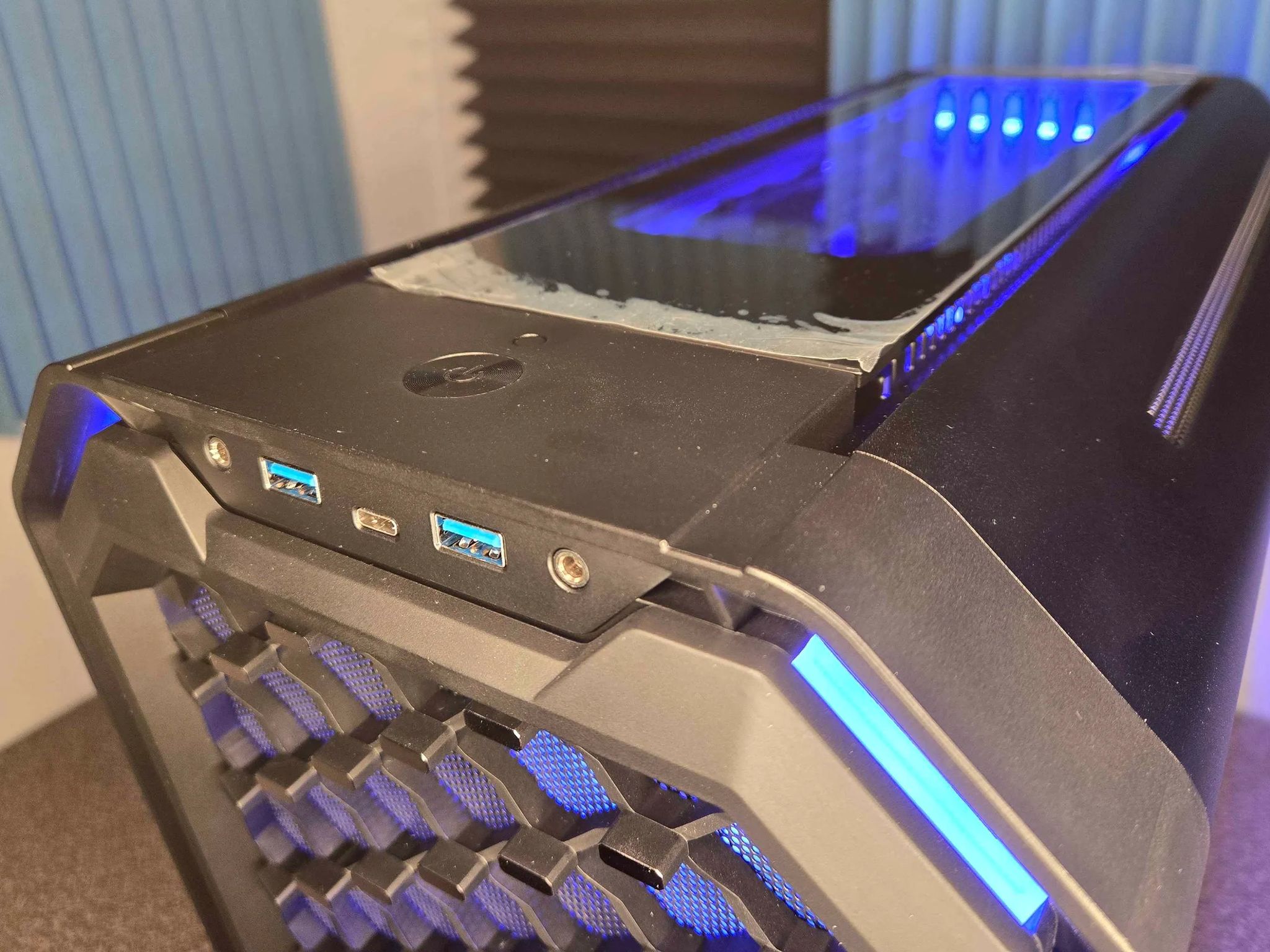 Handstand: 5900X RTX3070 32GB inverted micro-sized build