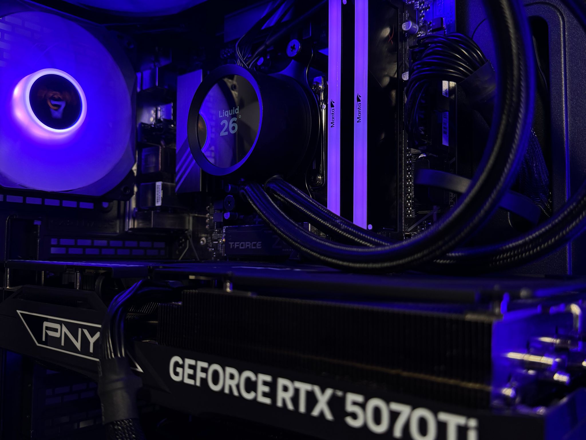 RTX 5070 Ti | Ryzen 7 9800X3D | 32GB DDR5 6000 MT/s CL30 | 2TB Storage | Free Shipping