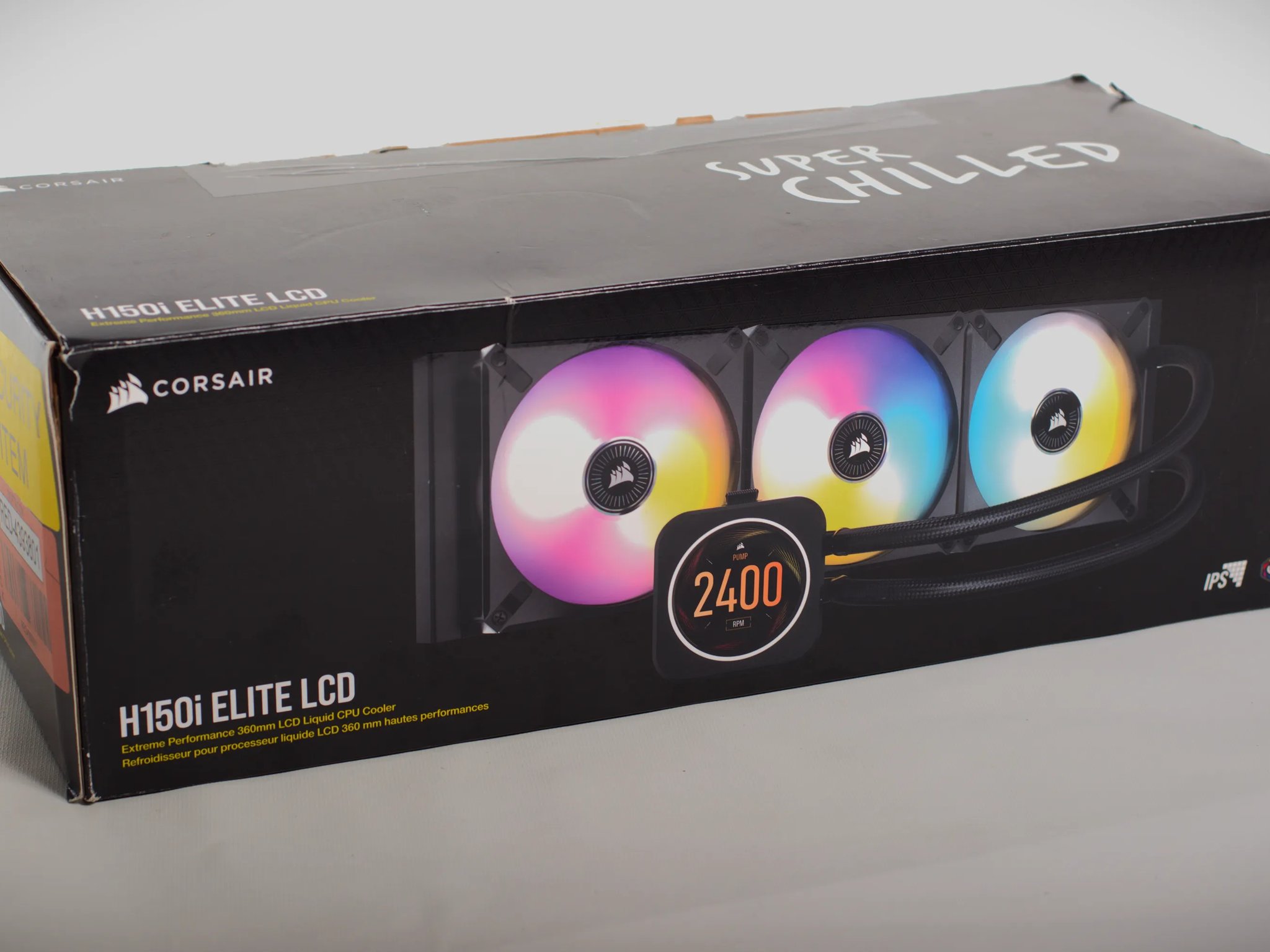 Corsair H150i Elite LCD AIO Liquid Cooler - LCD Screen - 360mm Black