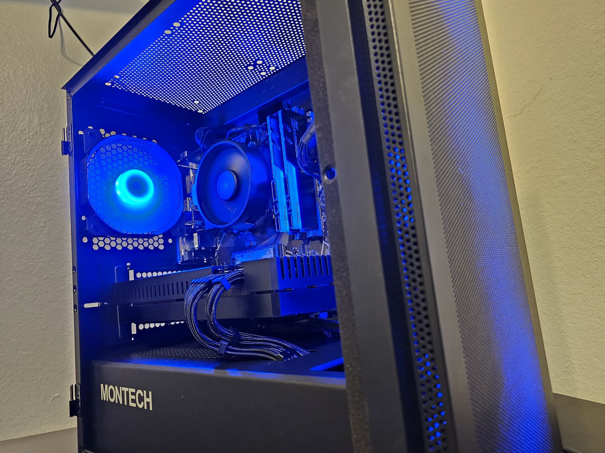 Ryzen 5 5500 rx 5700 xt Build