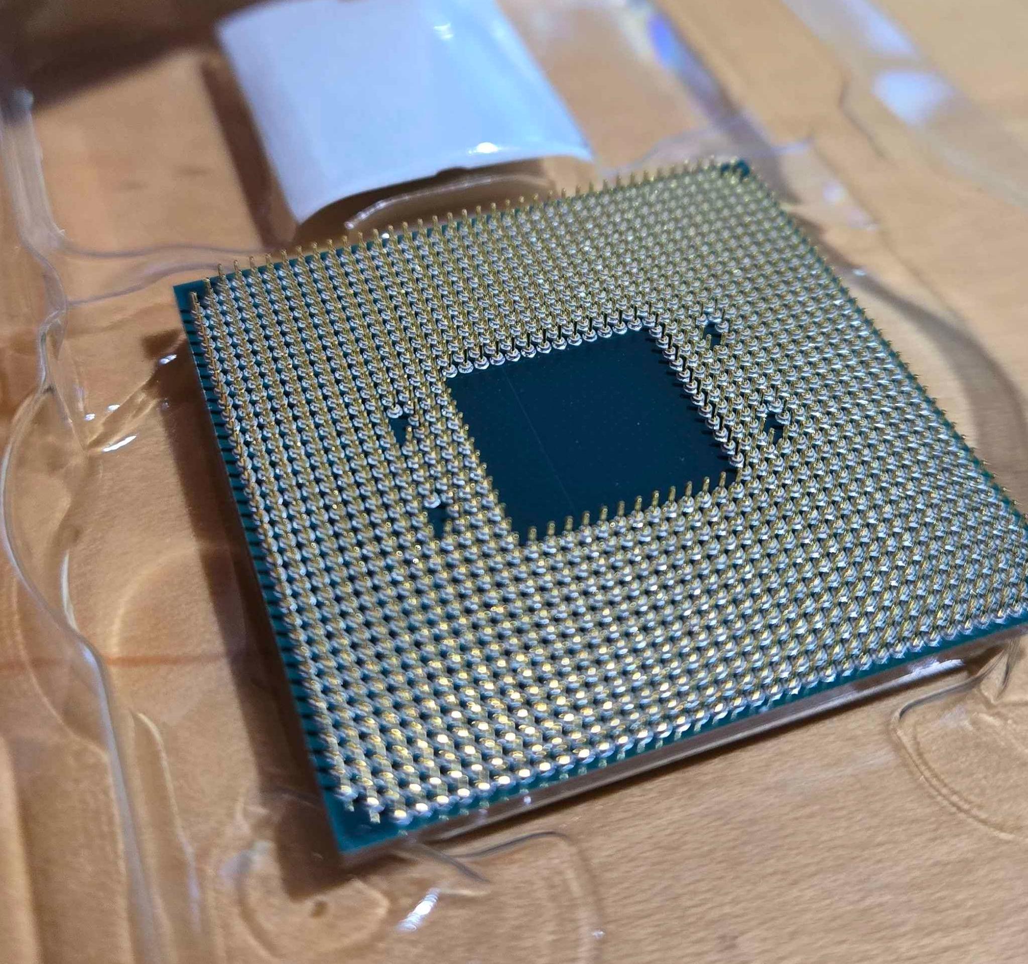 Ryzen 5 5600X and 32GB DDR4 RAM bundle