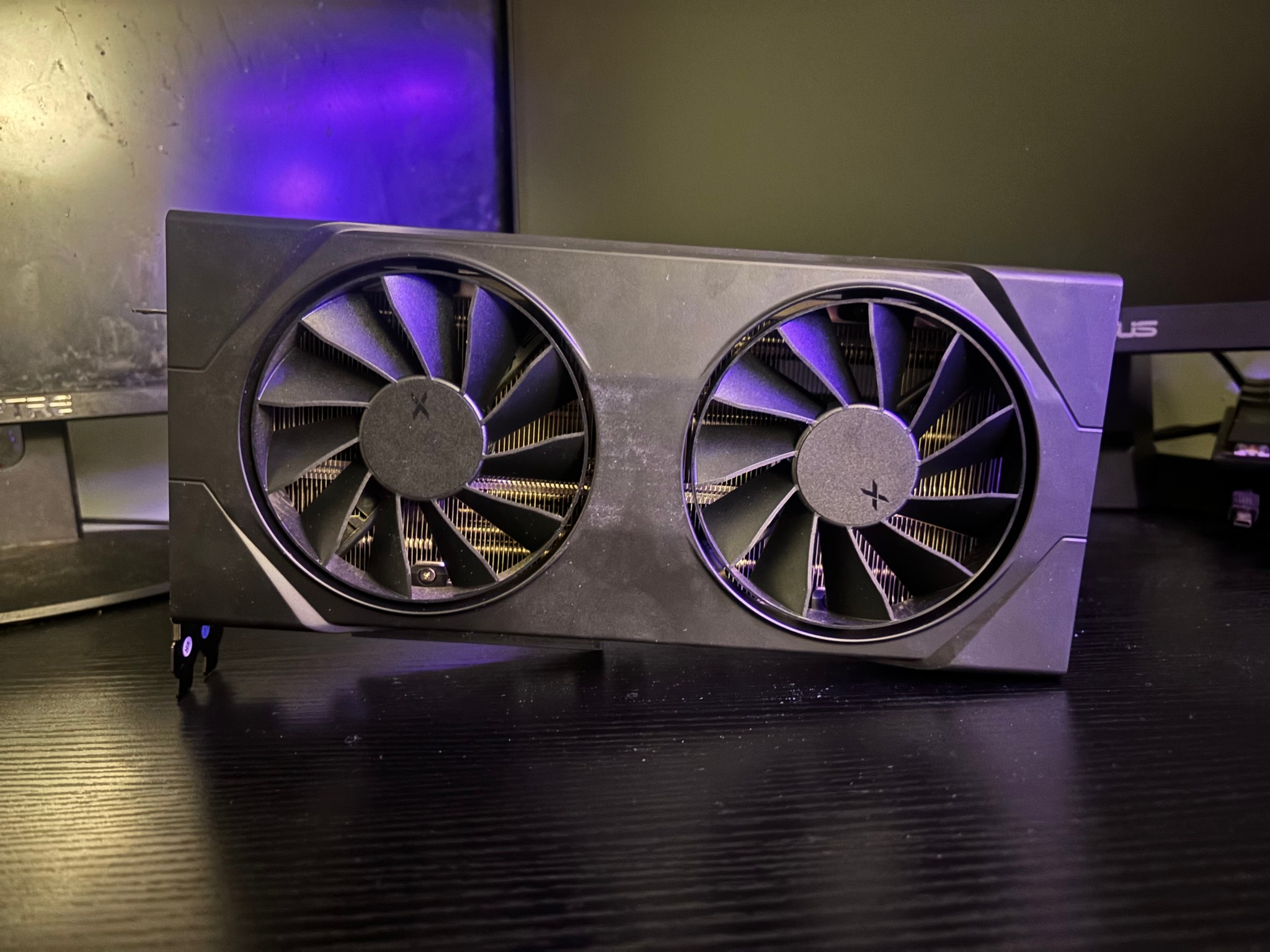 XFX swift 9060XT 16GB model dual fan