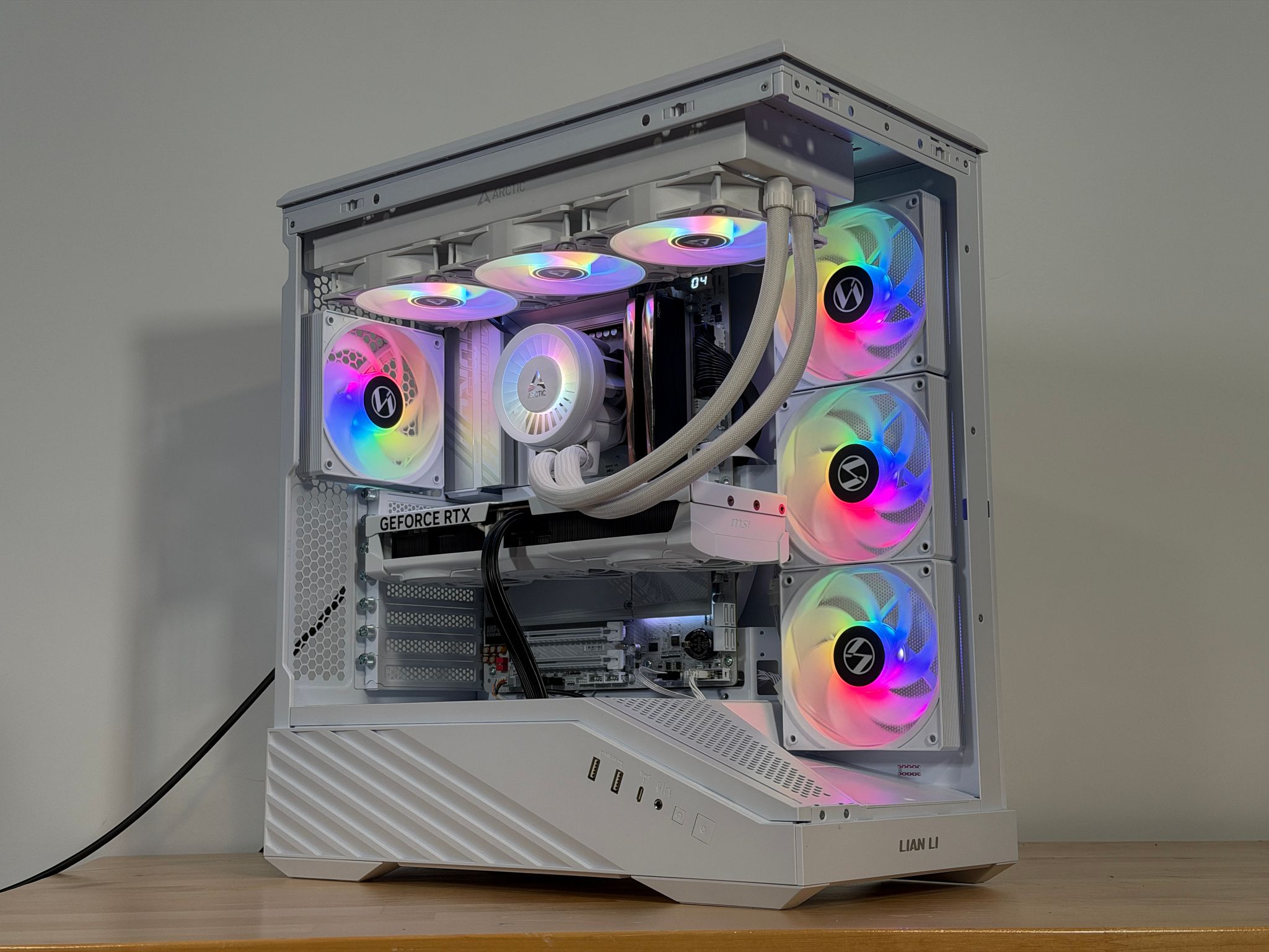 GeForce RTX 5080 Core Ultra 7 270K Plus Gaming and Streaming PC