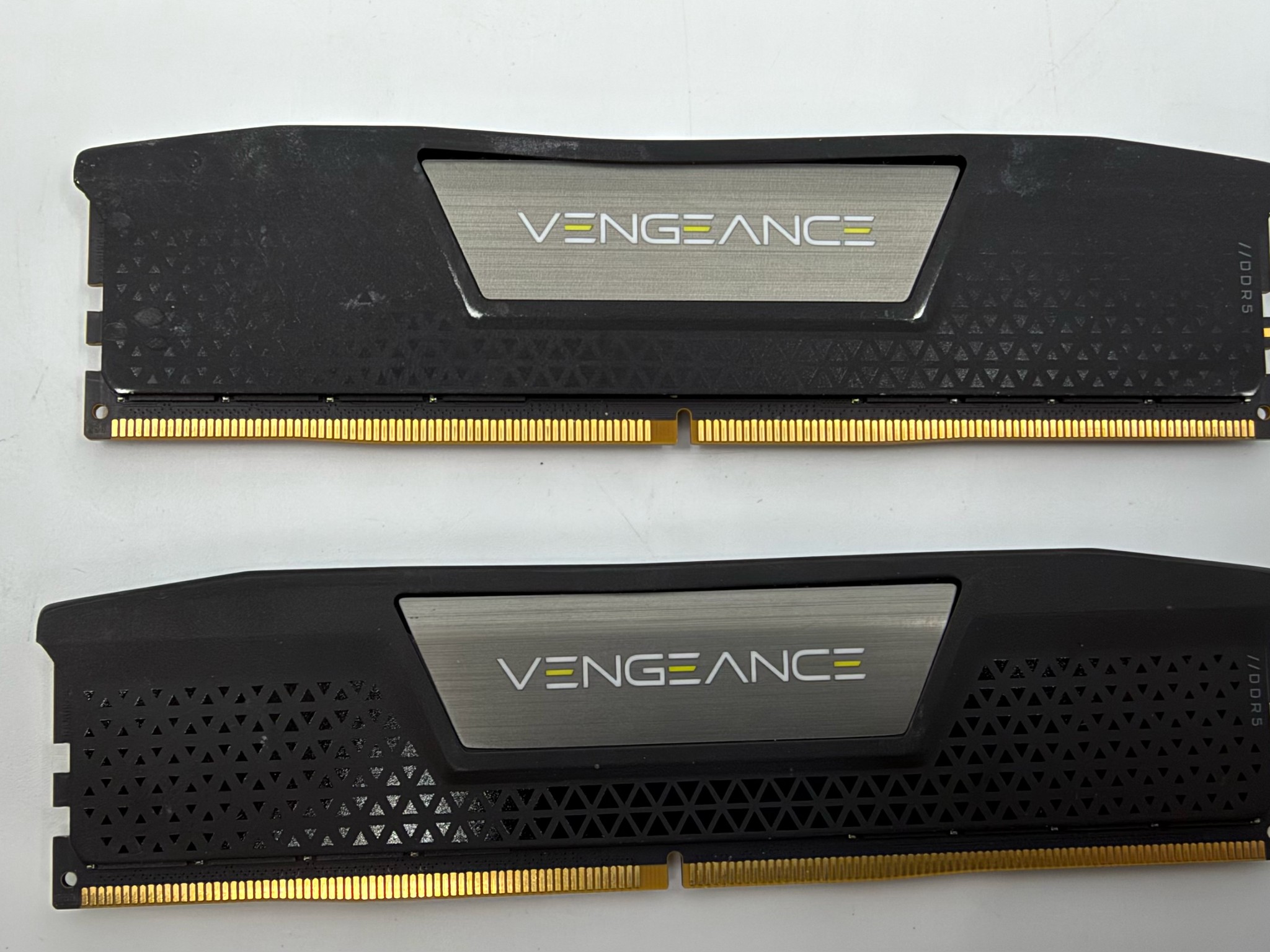 Corsair Vengeance 2X32GB DDR5 Used. Tested. Perfect working Conditon.