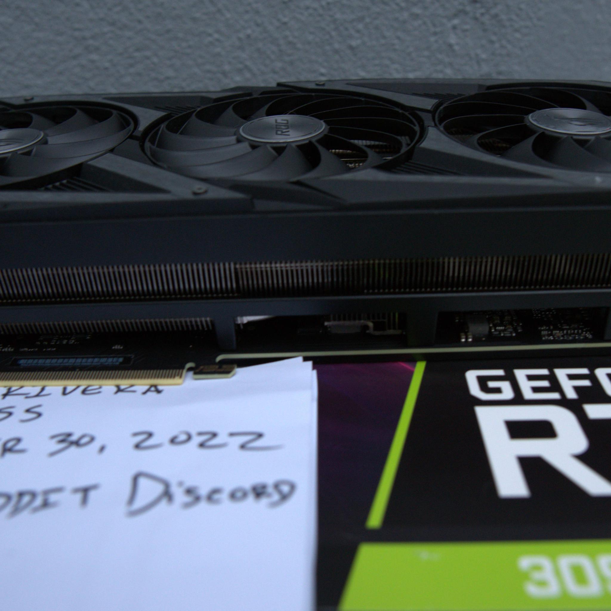 Asus Strix RTX 3090 OC NEw Open Box