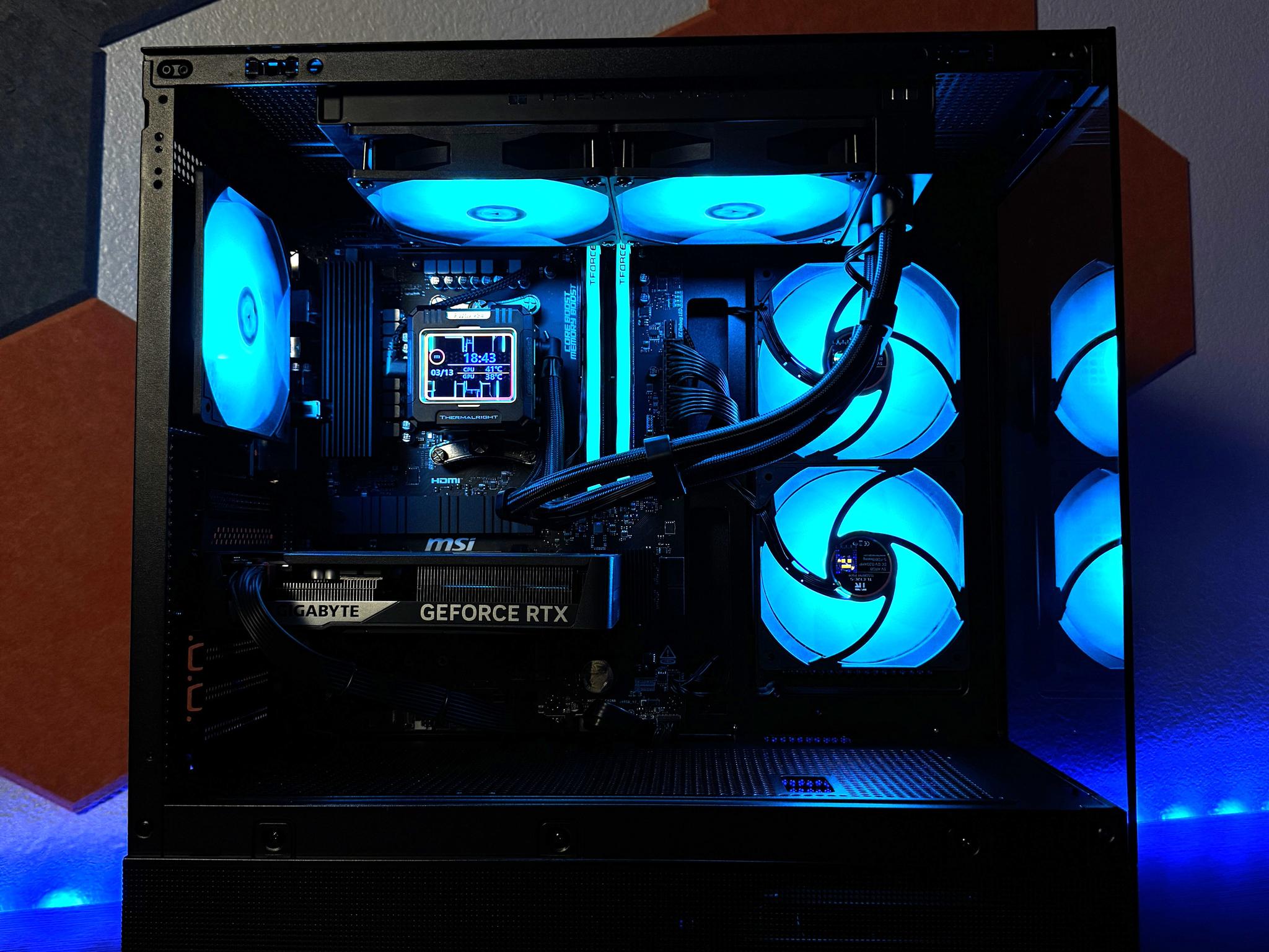 Ryzen 7 7700/RTX 5060 8G 16G DDR5