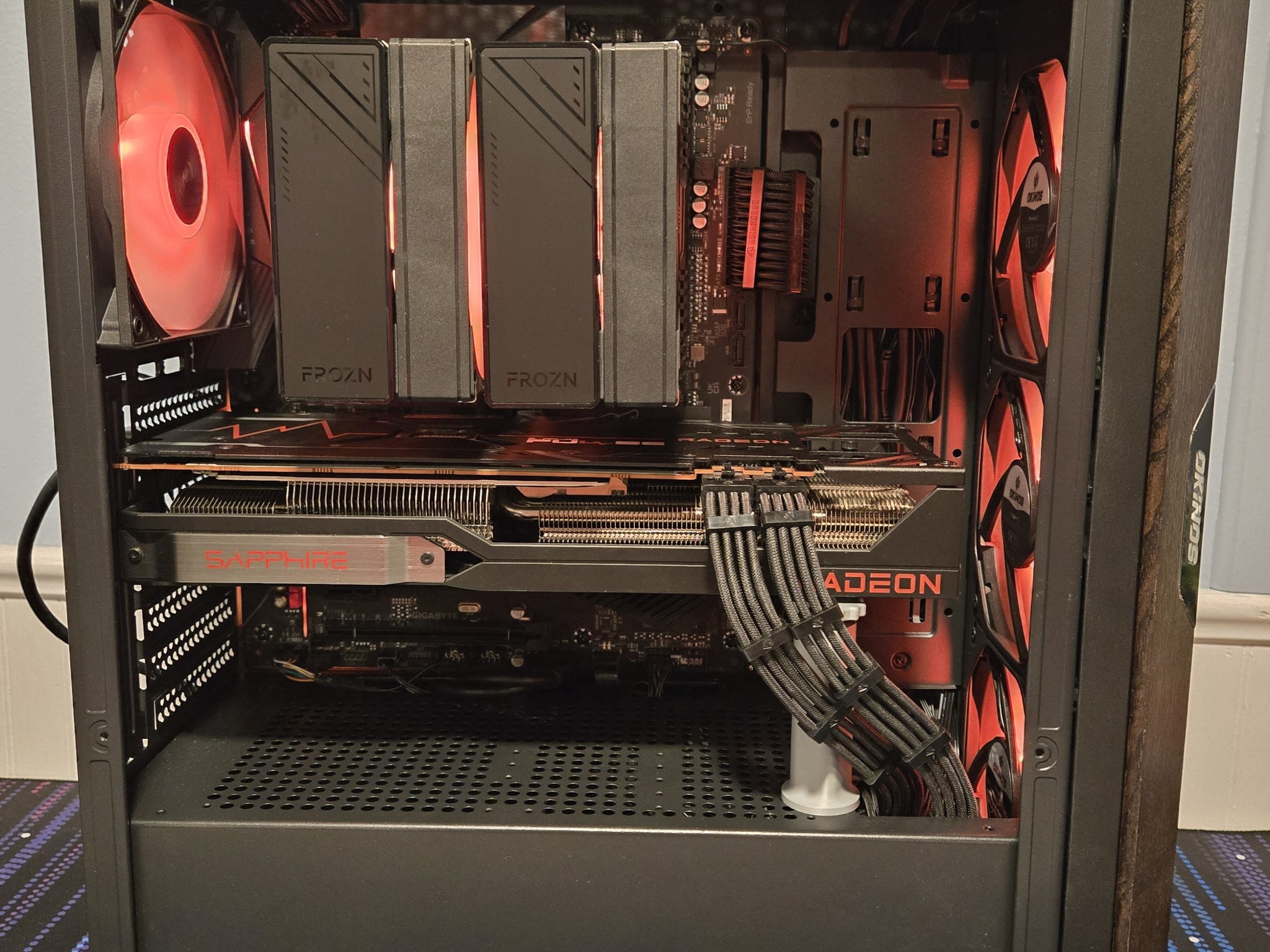 Wood 1440p/4k Gaming PC | 5800X | RX 6800XT 16GB | 1TB SSD | 32GB DDR4 | Wifi/BT | Windows 11 Pro