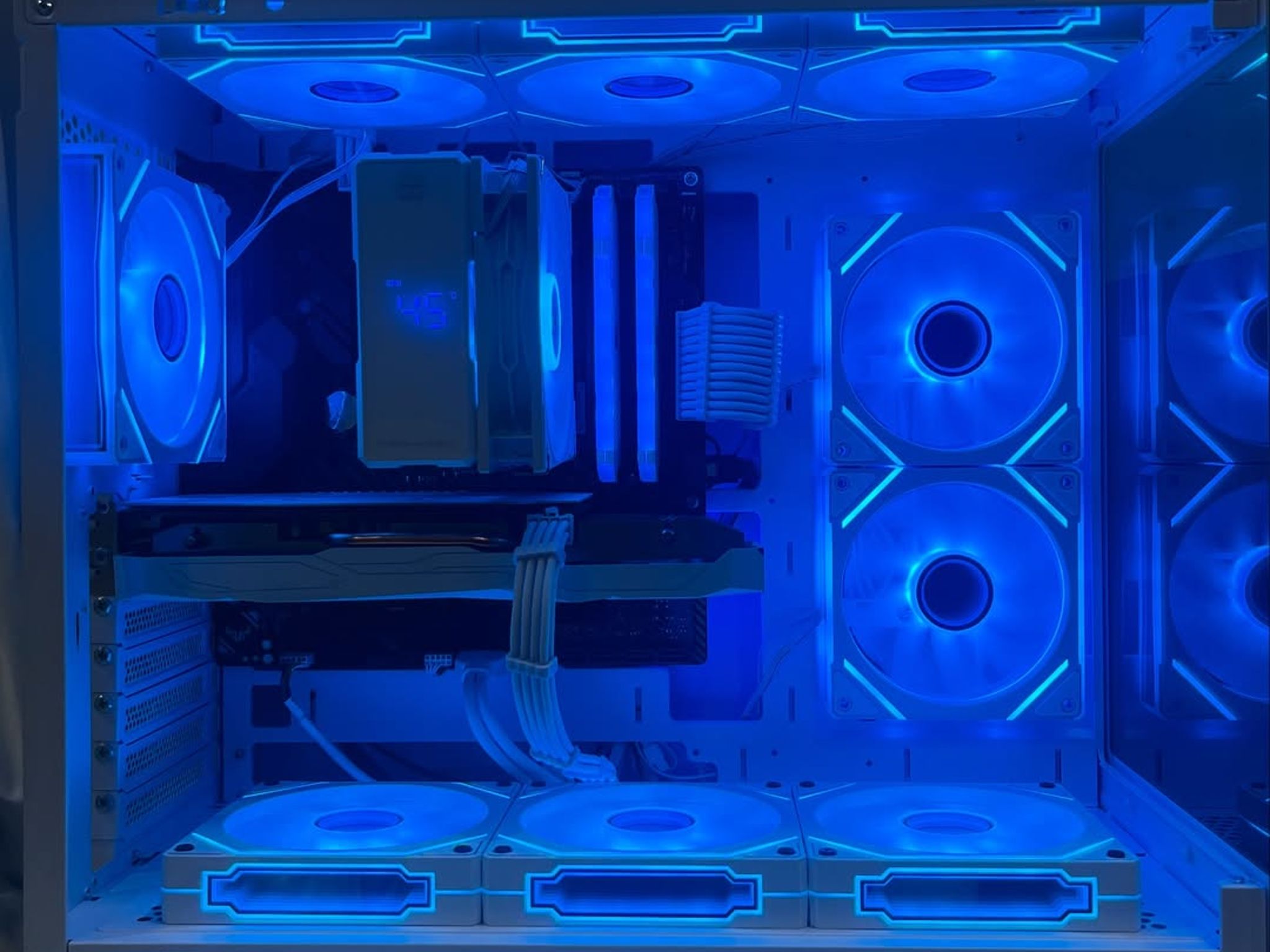 High Value Gaming pc | RX 6600 XT | R5 3600X | 32 GB RAM | 1 TB NVME