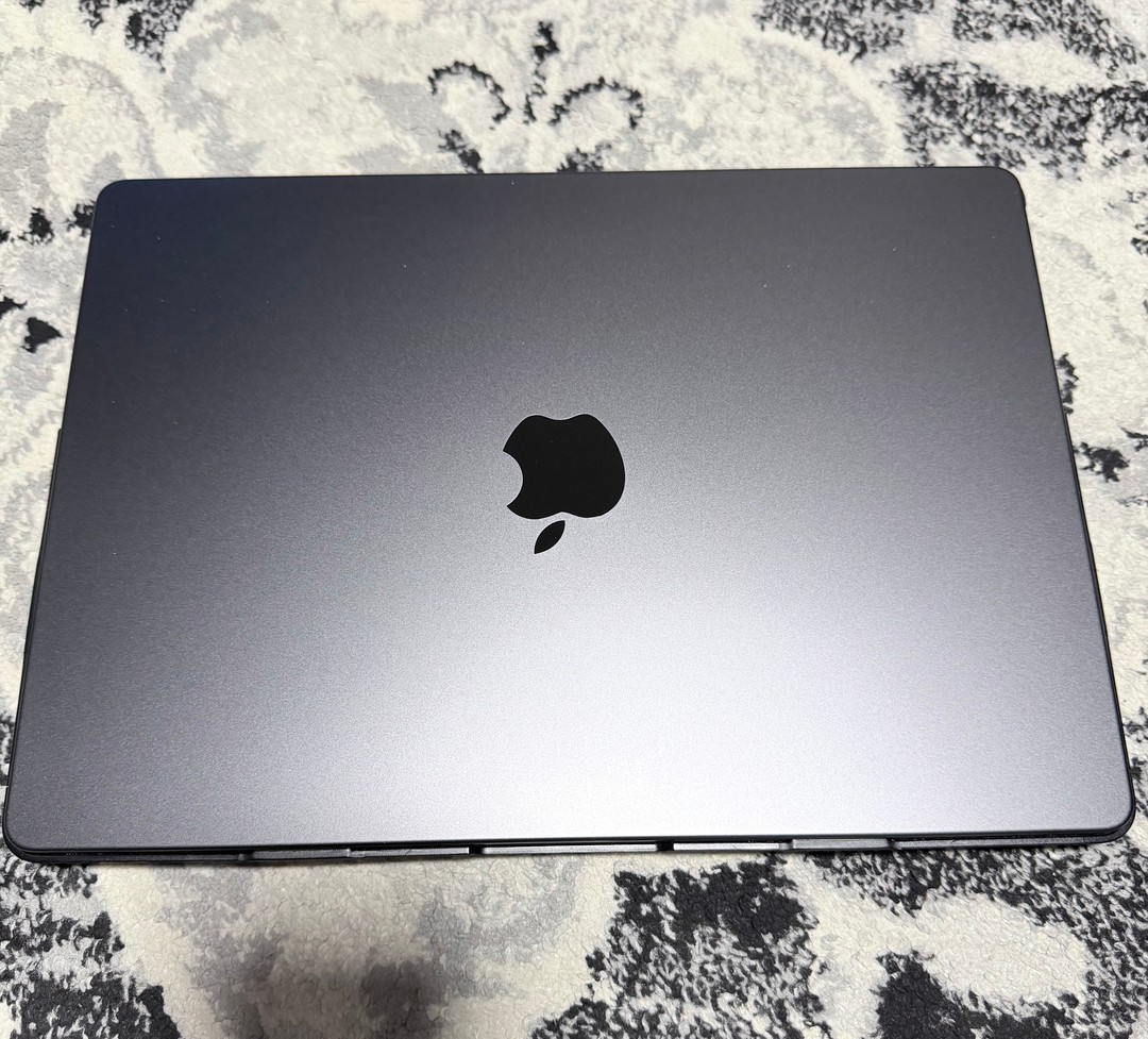 MacBook Pro M3 Pro - 18GB RAM - 512GB SSD - 14 inch - Black | Jawa