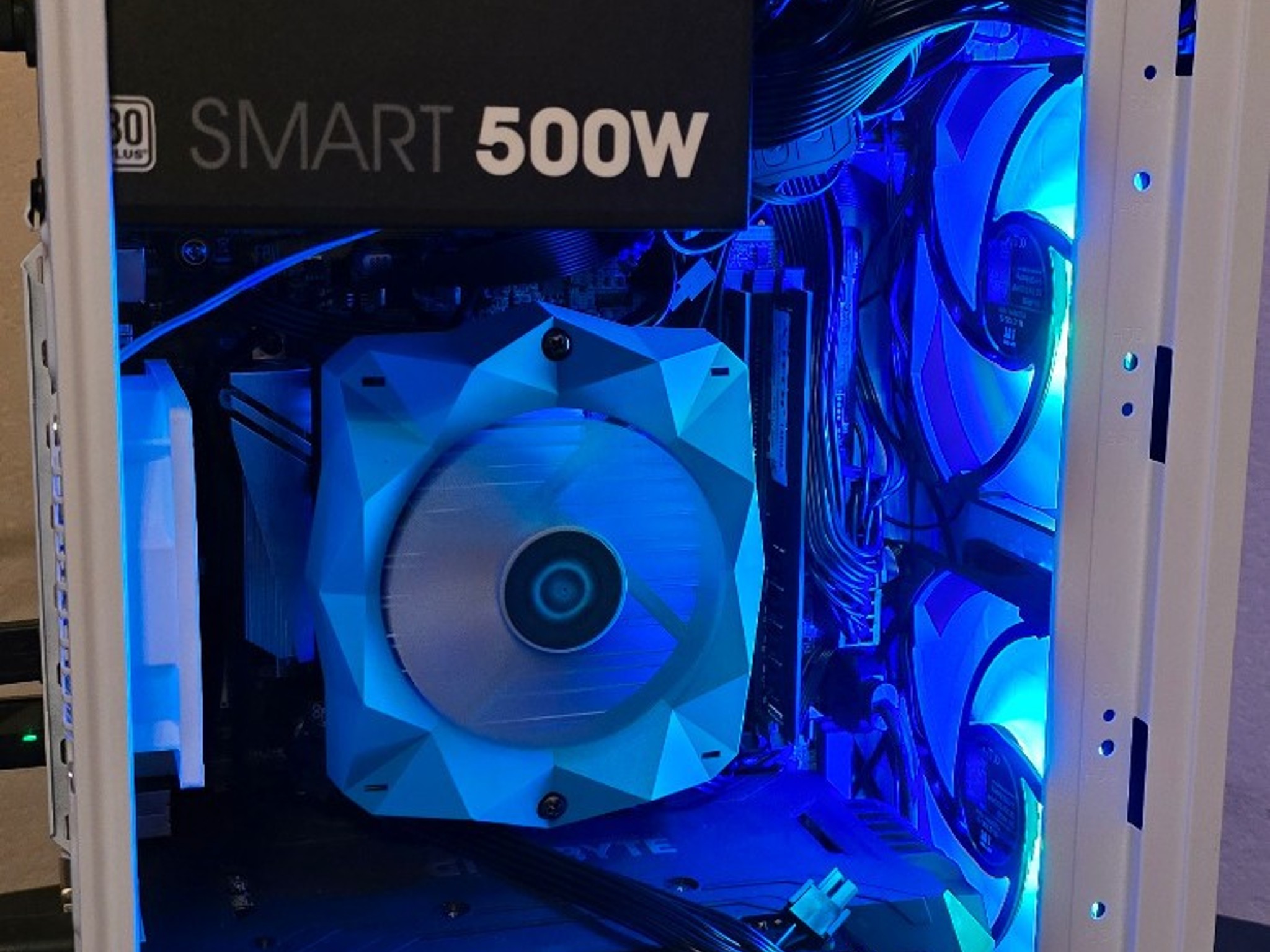 "Aurora Squared" Custom Gaming PC - i5 7600K @ 4.2 GHZ/ 1060 6GB