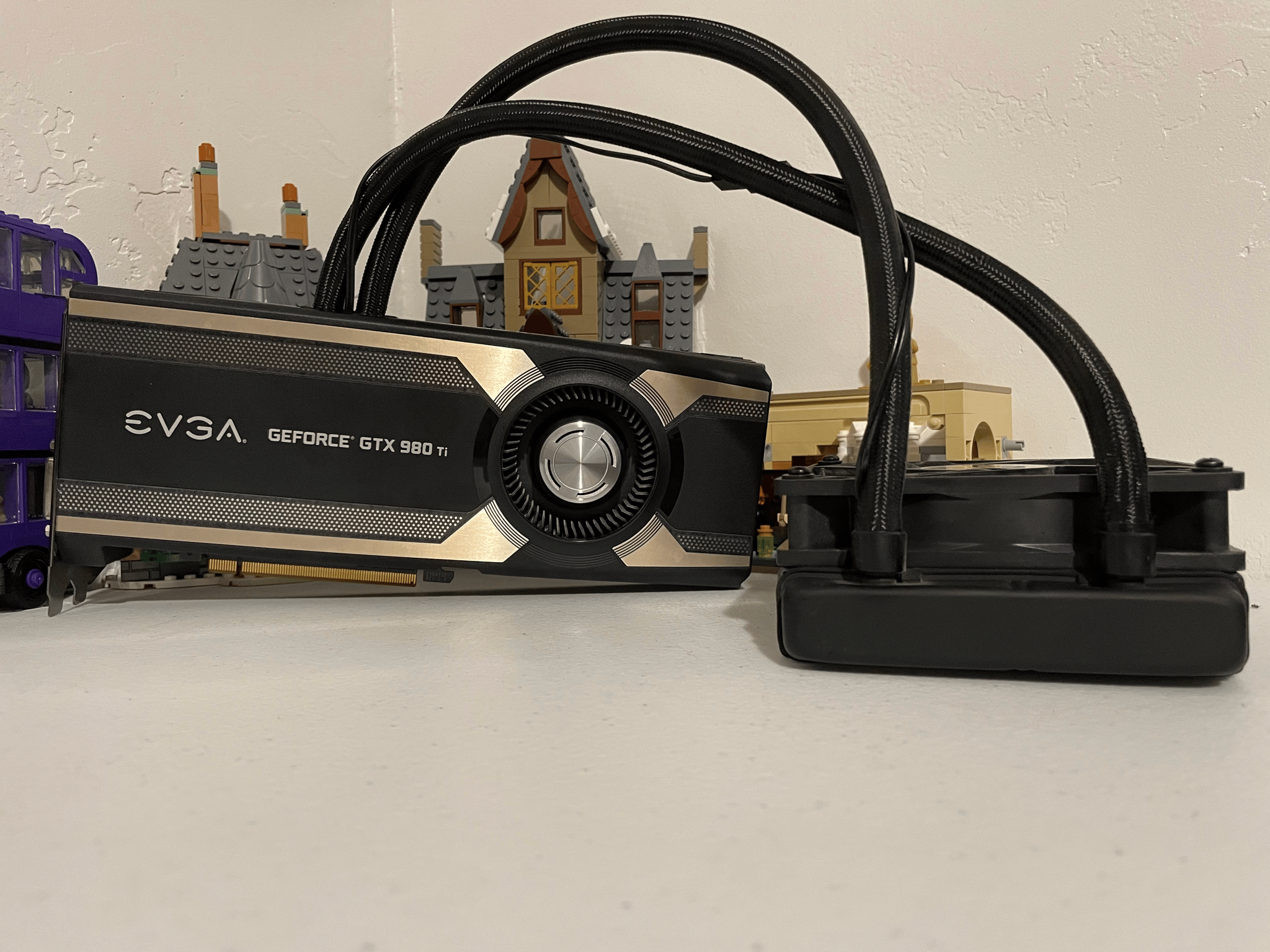 EVGA Nvidia GTX 980TI Hybrid