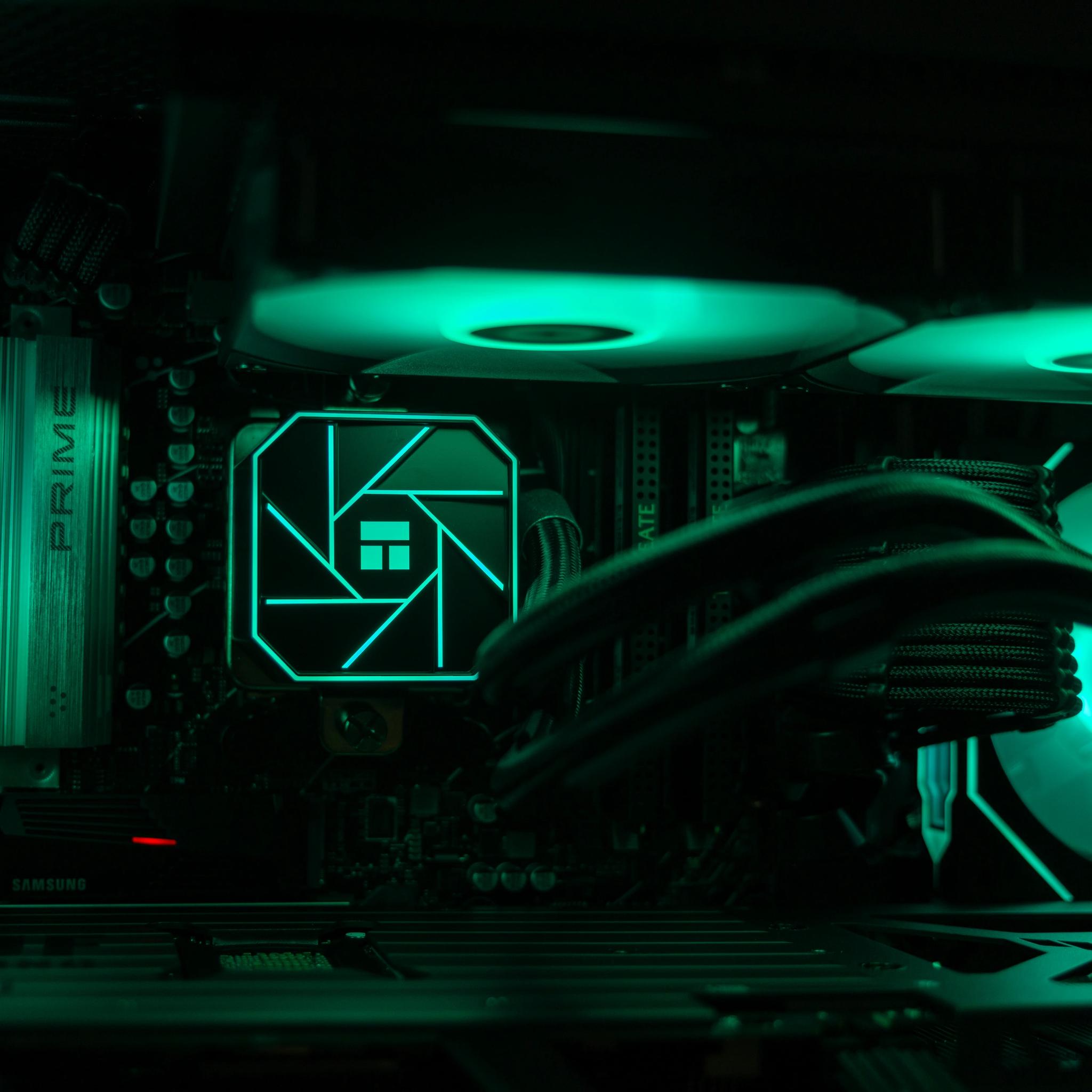 🐉 Eragon 🐉 RTX 5080 / AMD R7 7700X / 2TB NVME / 32GB DDR5 RAM / 240 AIO / Windows 11 Pro