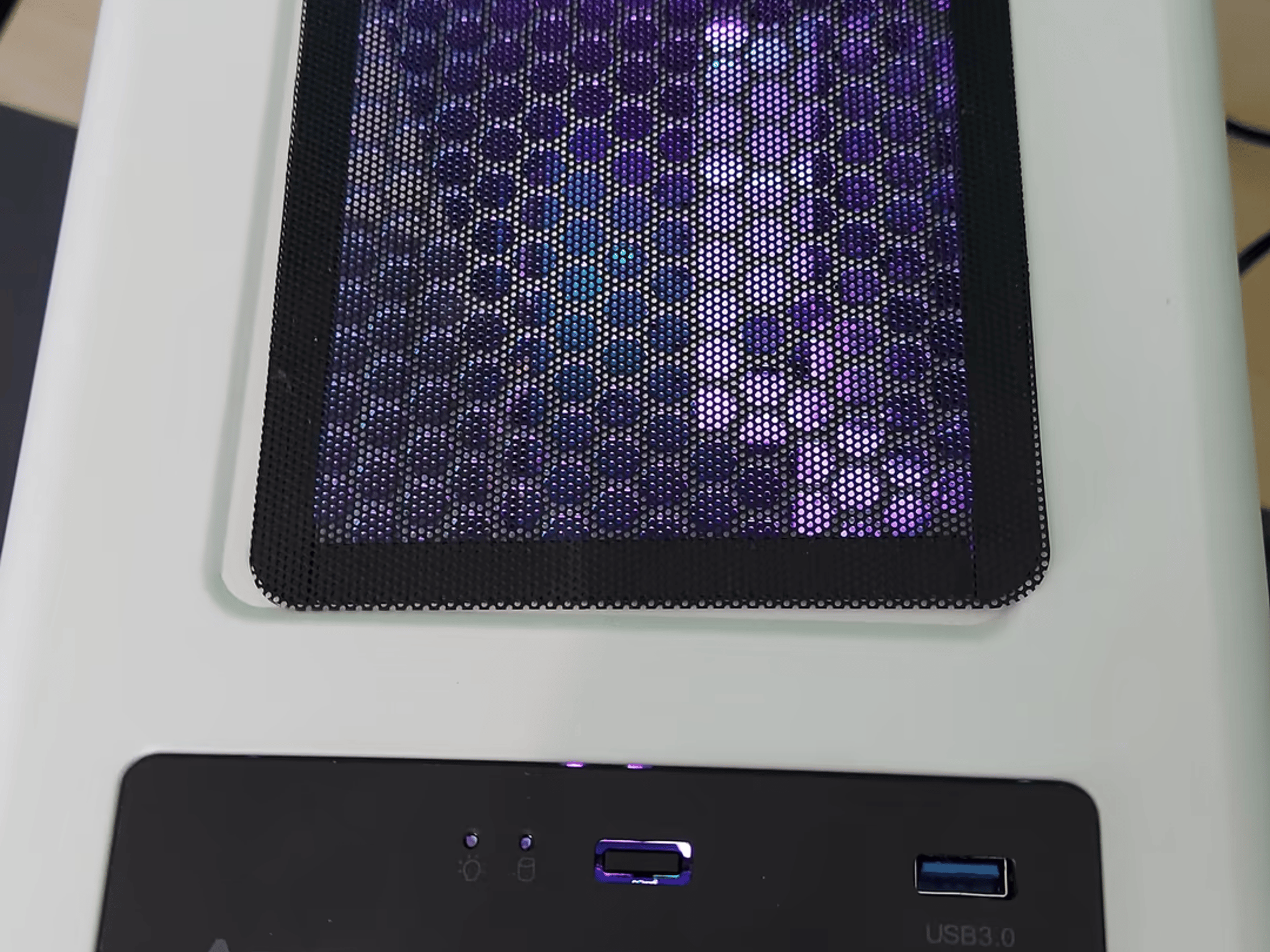 "Aura" Gaming PC - Ryzen 2600x, RX 580 8GB, 16GB RAM