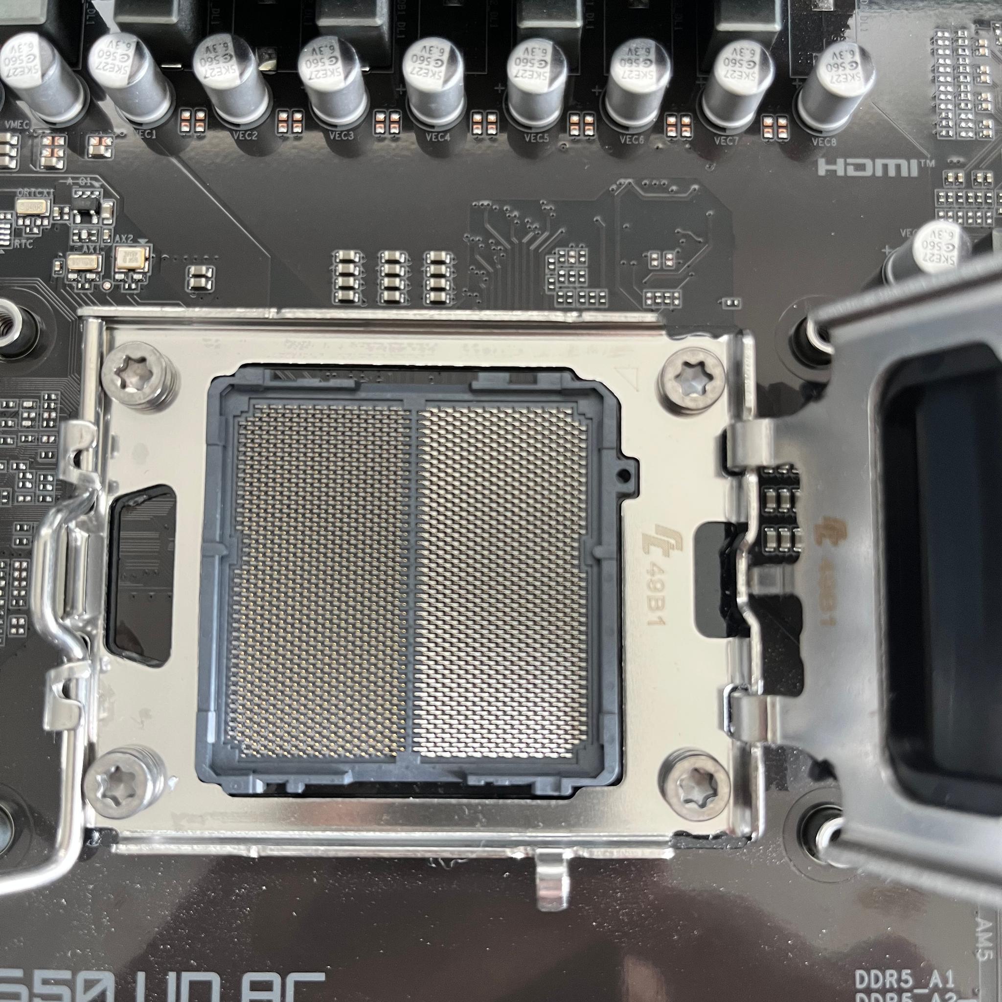 Am5 Gigabyte B650 UD AC *Read Description