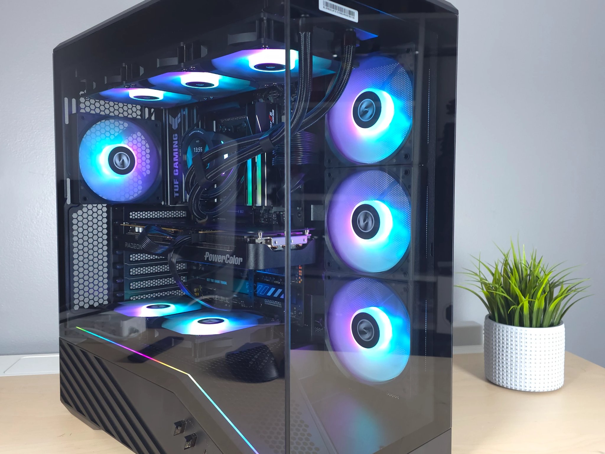 All AMD I All-Black 4K Gaming PC | Ryzen 7 9800X3D | RX 9070 XT 16 GB | 32GB | 2TB | 2 Year Warranty