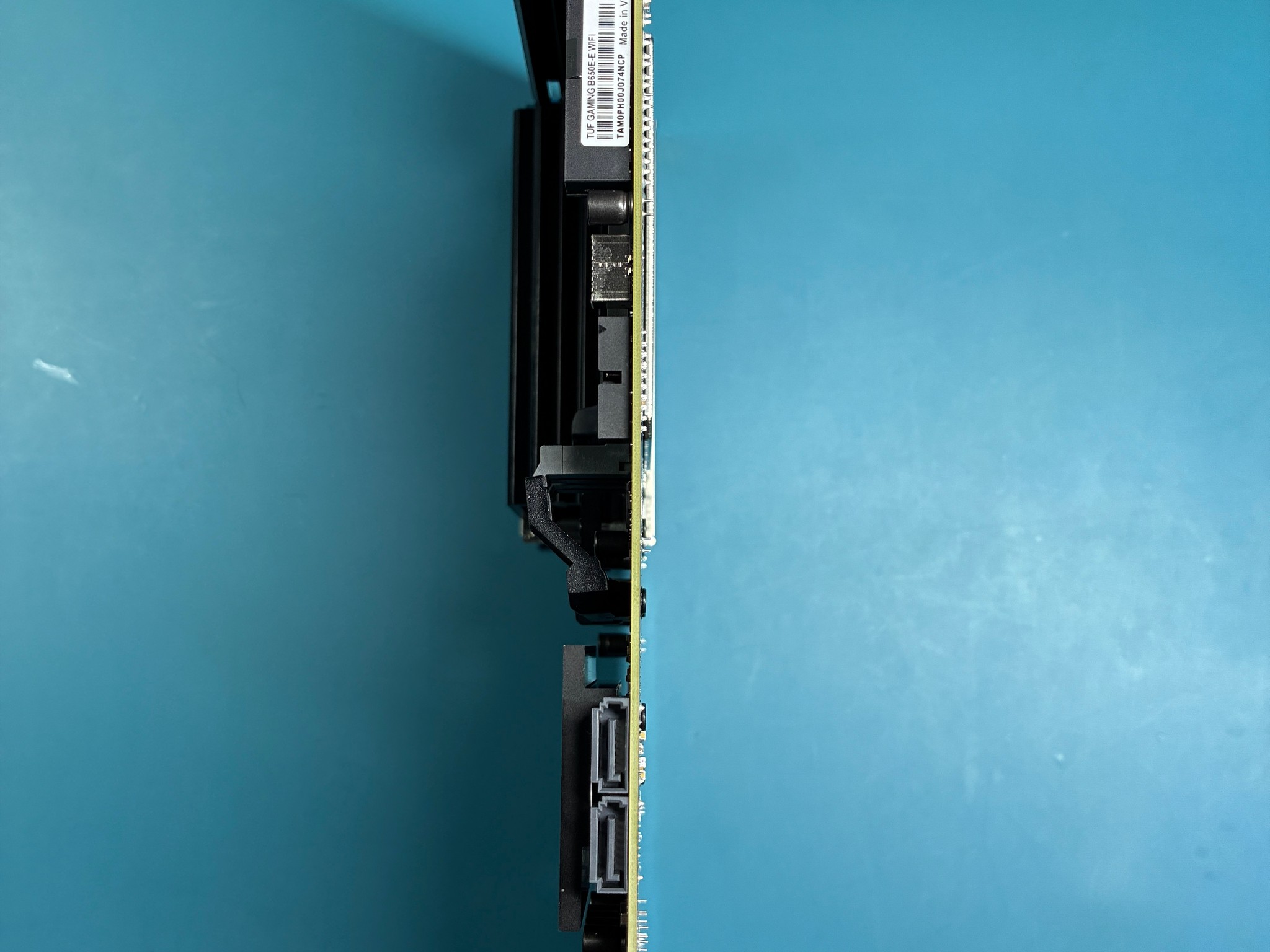 Asus TUF GAMING B650E-E WIFI (Motherboard)