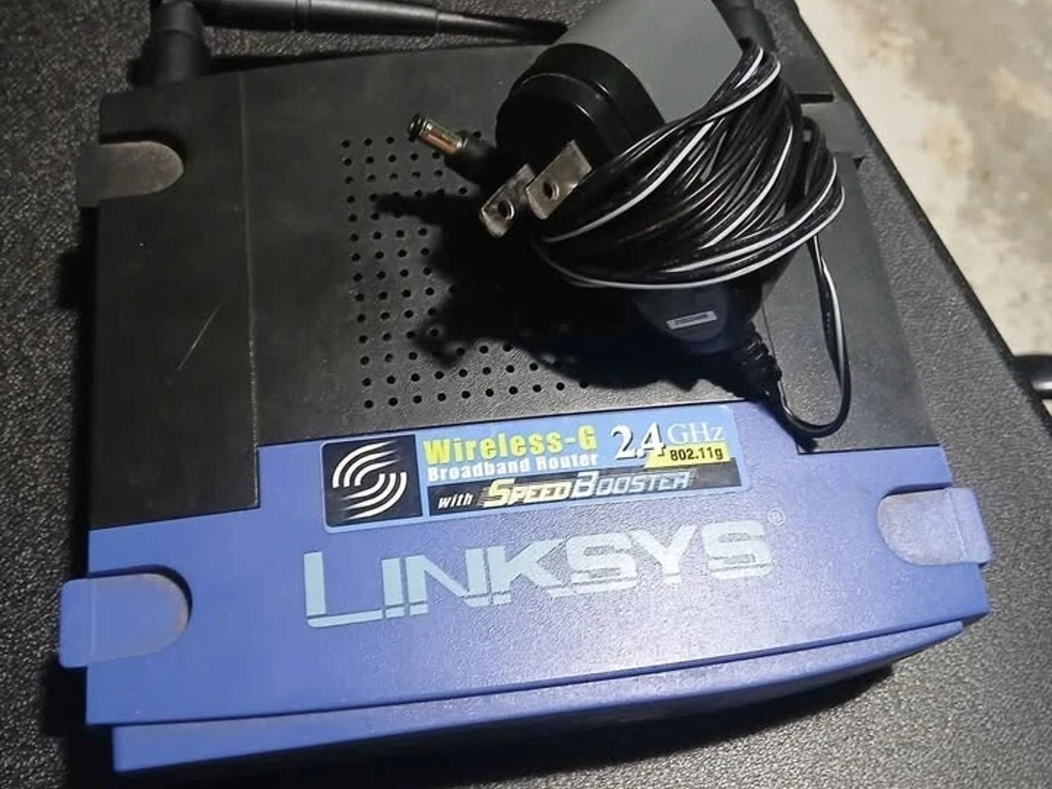 Linksys WRT54GS V7.2 Wireless-G Broadband Router with Speed Booster 2.4GHz