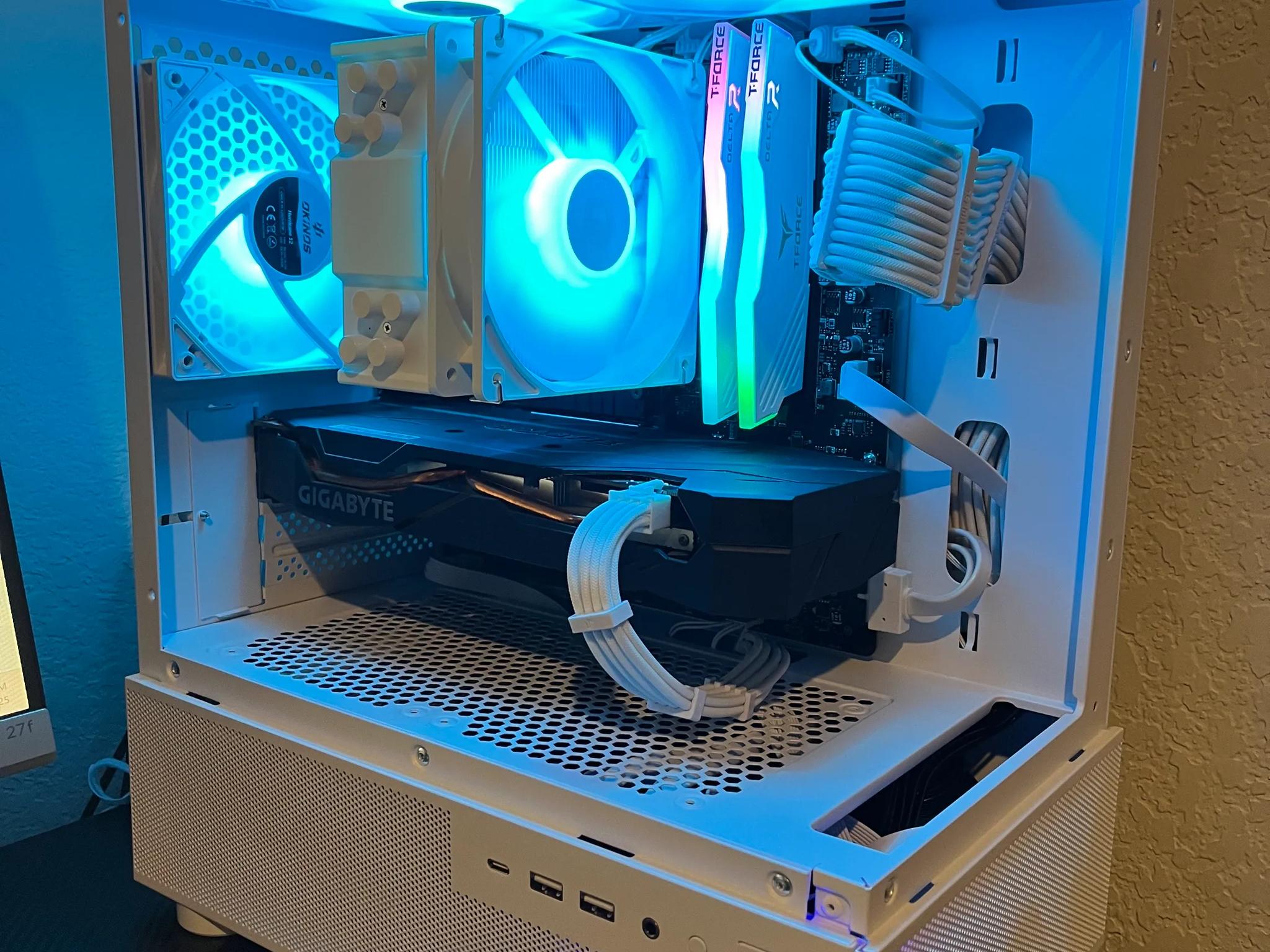 Frostbyte RTX 2070 Gaming PC 1080p Beast
