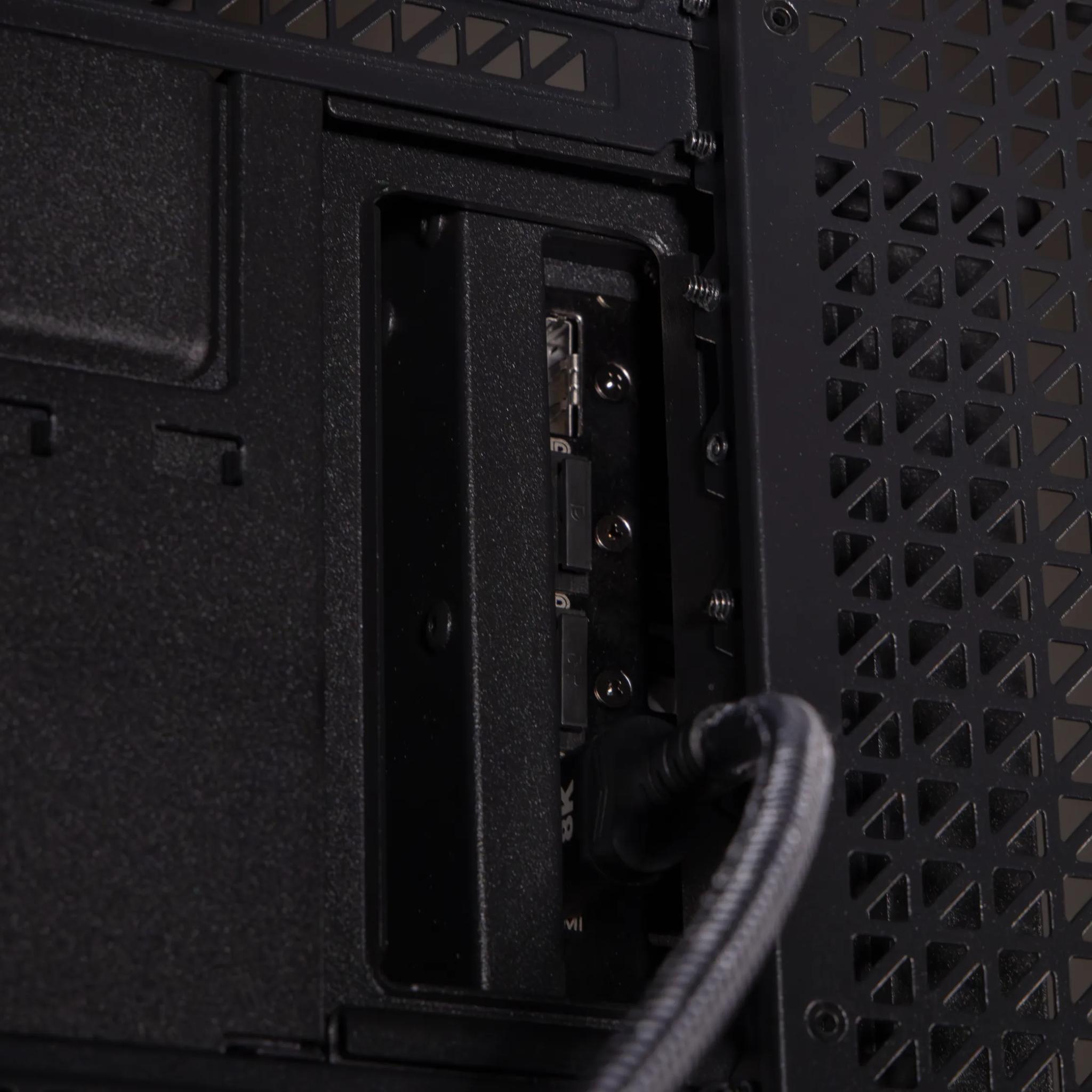 🦂 Alcantara 🦂 RTX 4070 Super / AMD R7 9700X / 1TB NVME / 32GB DDR5 RAM / 420 AIO / Windows 11 Pro