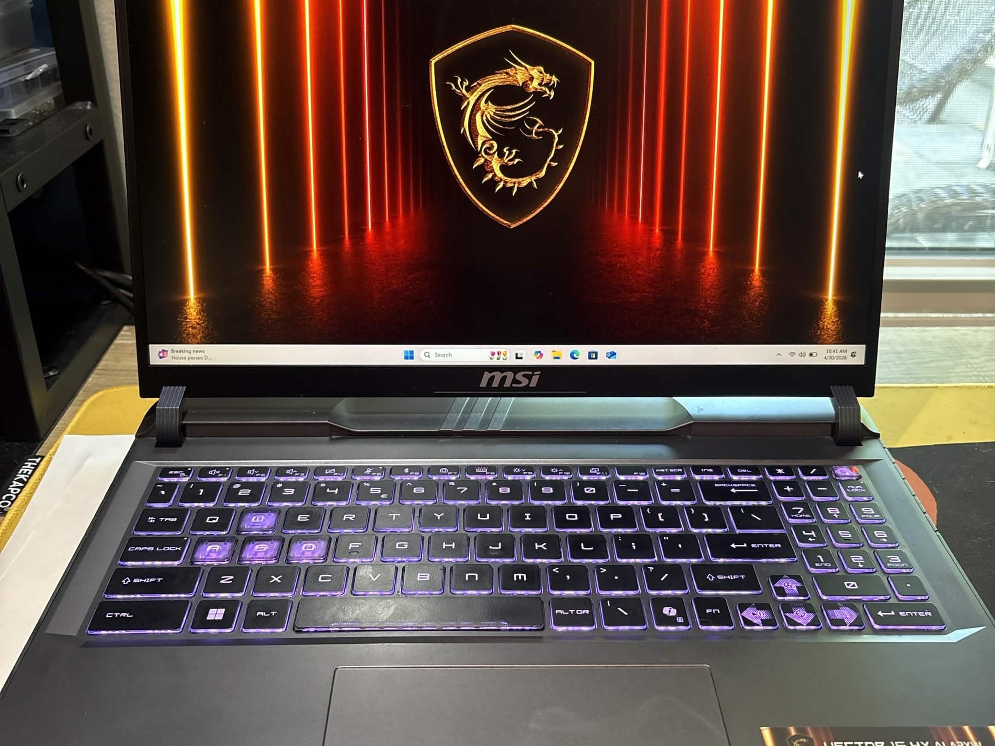MSI Vector 16 HX AI Ultra 7 RTX 5070 Ti 16GB 2K 240Hz