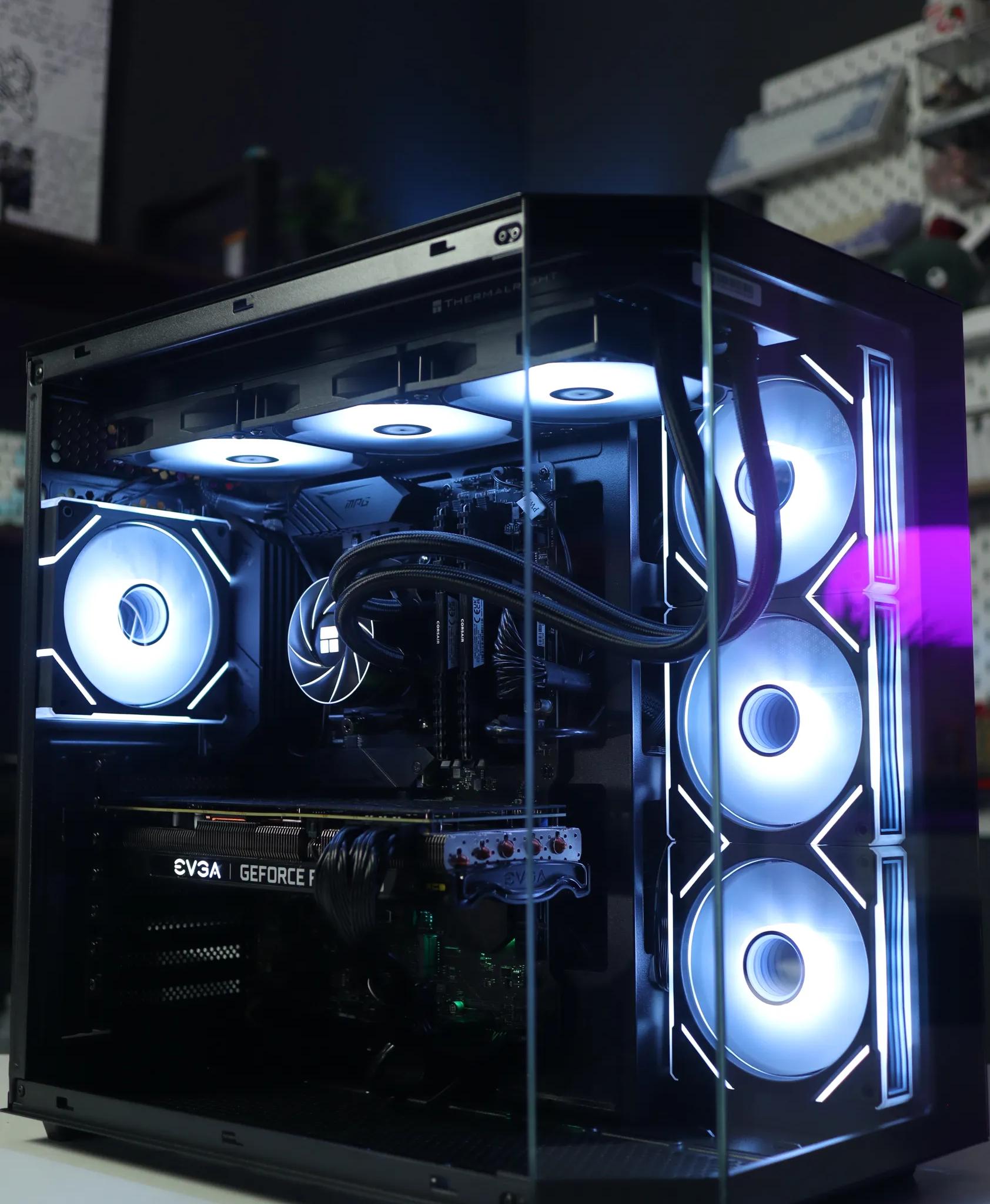 RTX 3070 | Ryzen 5 5600X| 32GB DDR4 RAM | 512GB NVME SSD