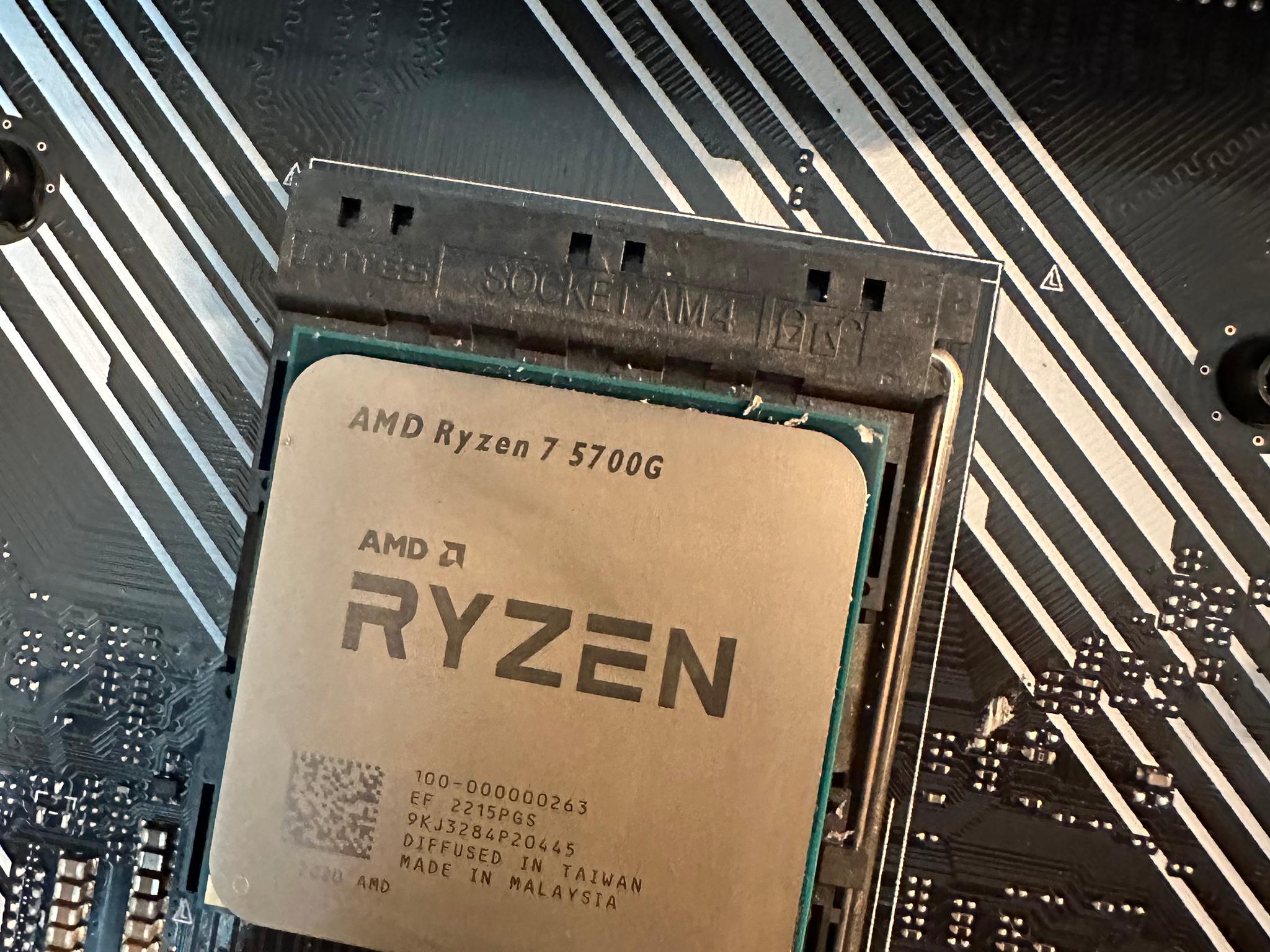 BUNDLE!! Ryzen 7 5700G, 32GB DDR4 RAM, B550 PLUS Motherboard!!