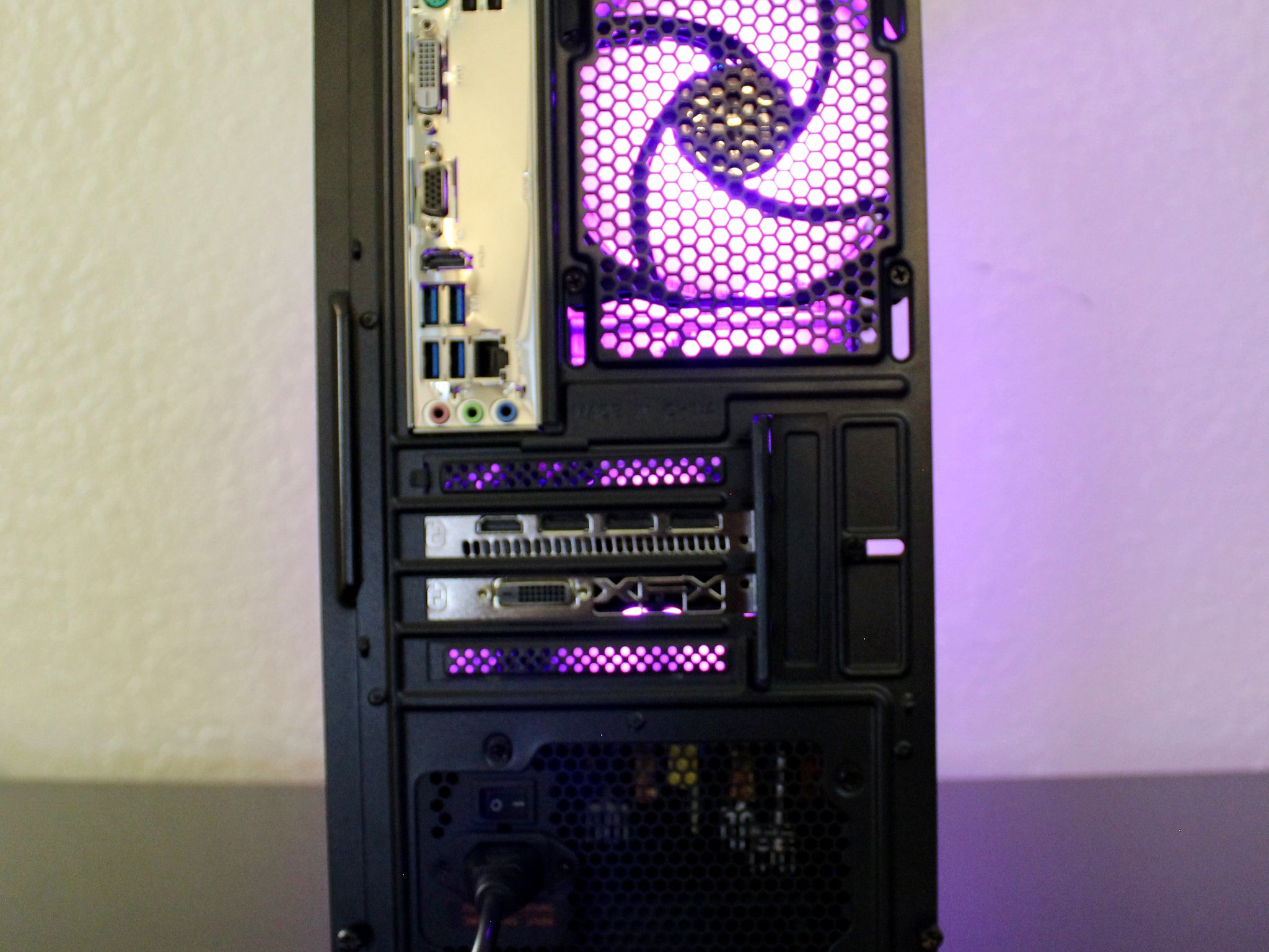 Purple Shadow! Awesome Gaming PC | Ryzen 5 2600 | XFX 580 8GB | 16GB DDR4 | 512GB M.2 | W11 + WiFi |
