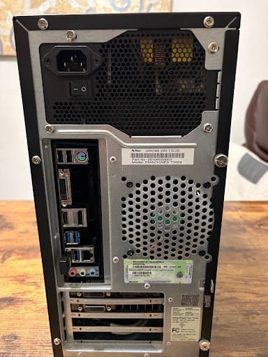 Emachines Retro/Sleeper Gaming Pc