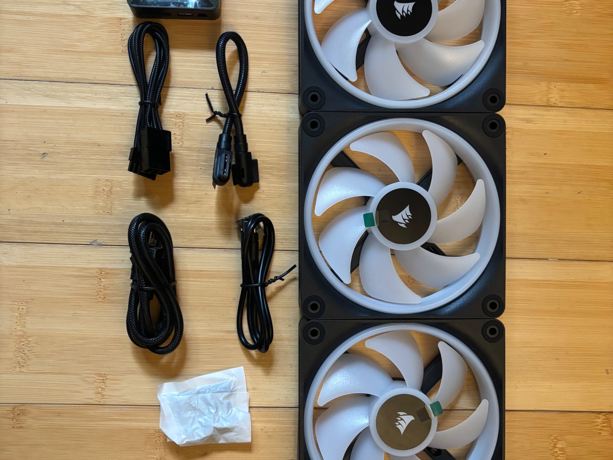 Corsair QX-120 iCUE Starter Kit