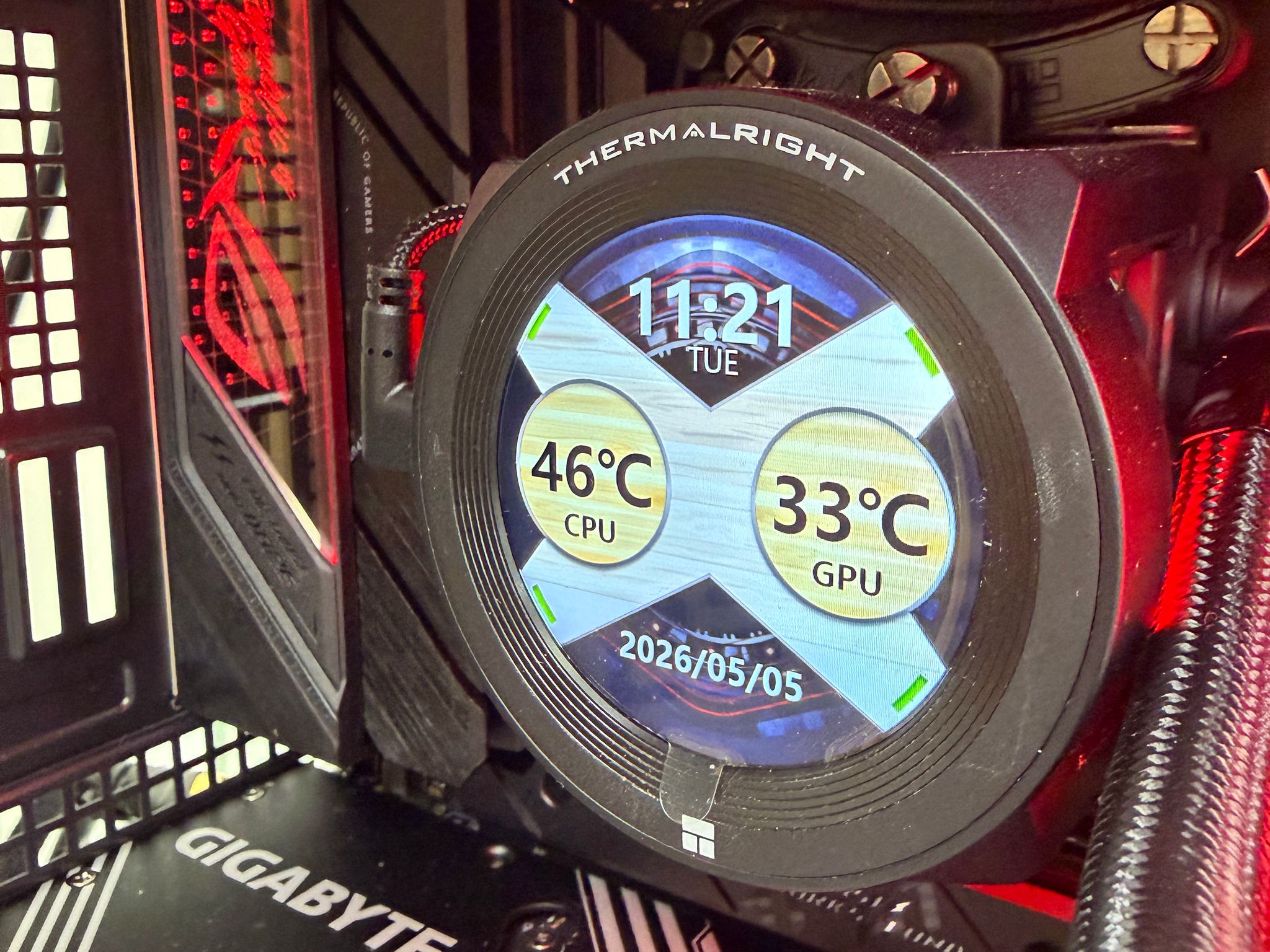Cinder Ascent ROG AM5 Gaming PC AMD 7500X3D RTX 5070 32GB DDR5 1TB NVMe Gen4