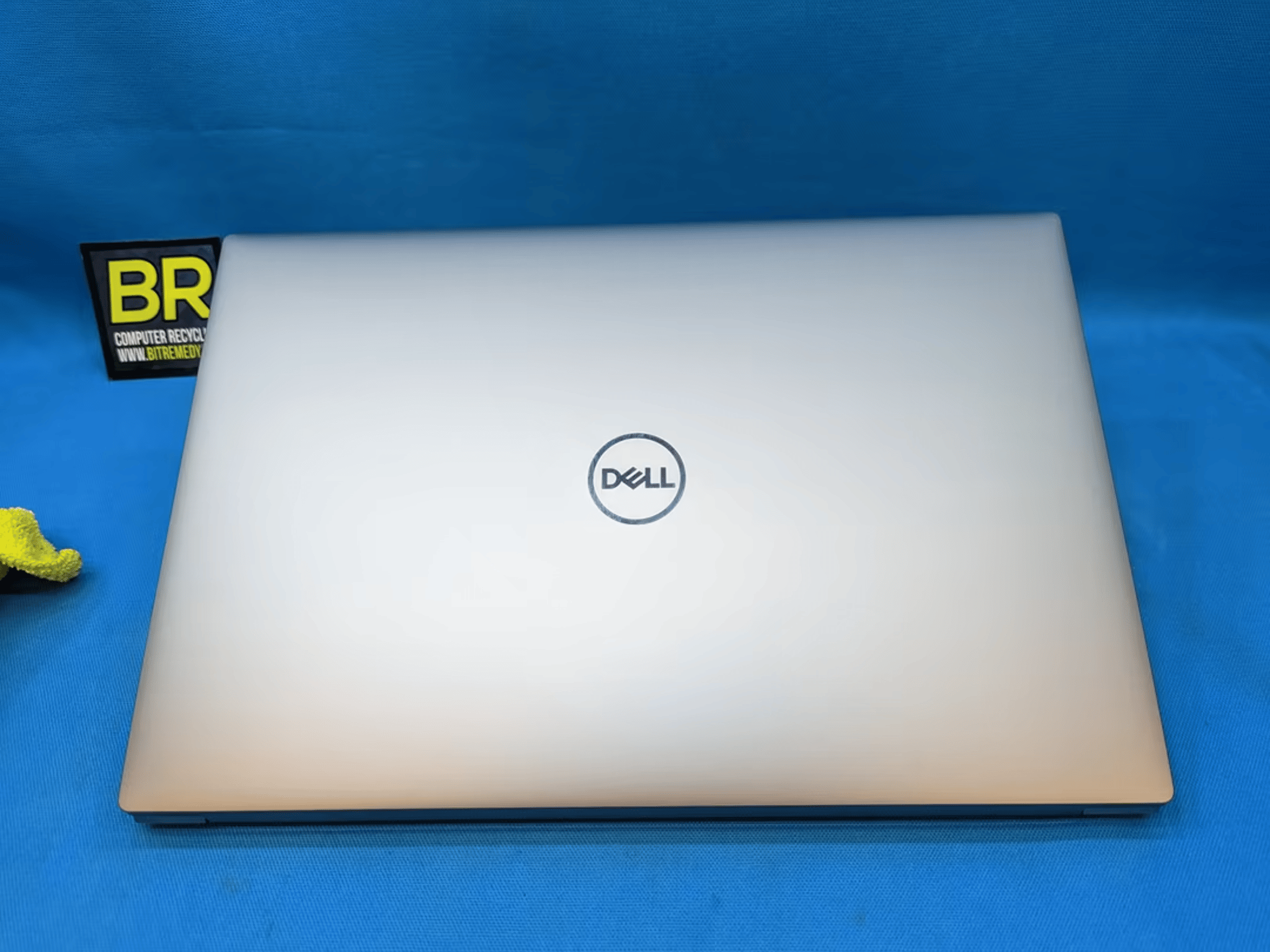 Dell Precision 5550 15" Mobile Workstation Laptop i7-10850H 2.70Ghz Quadro T1000 16GB RAM 256GB SSD