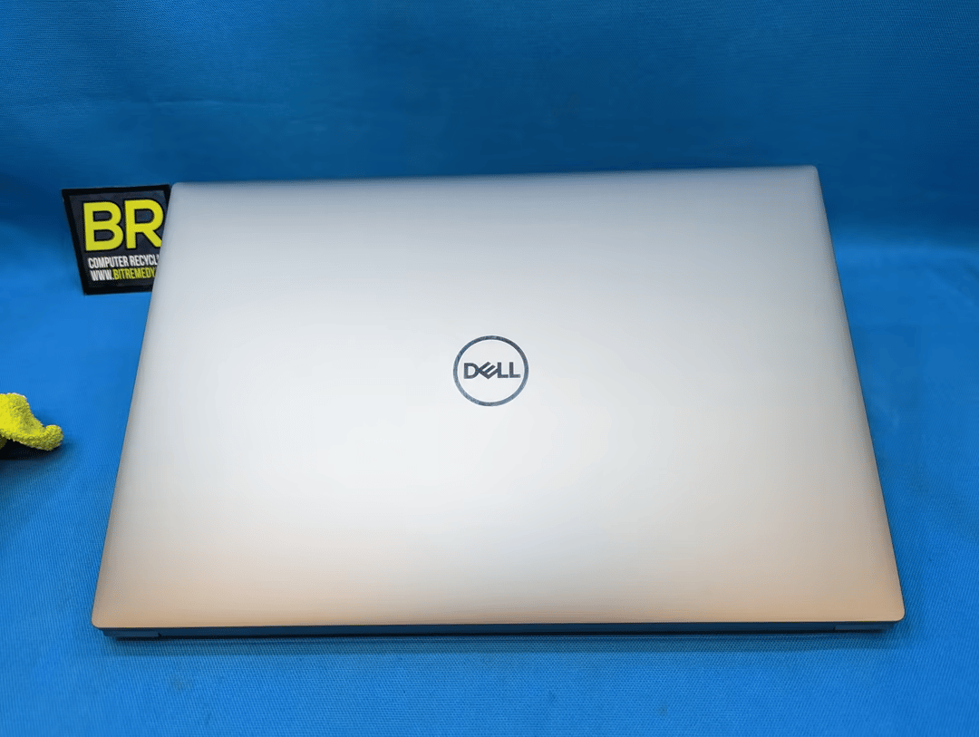 Dell Precision 5550 15" Mobile Workstation Laptop i7-10850H 2.70Ghz Quadro T1000 16GB RAM 256GB SSD