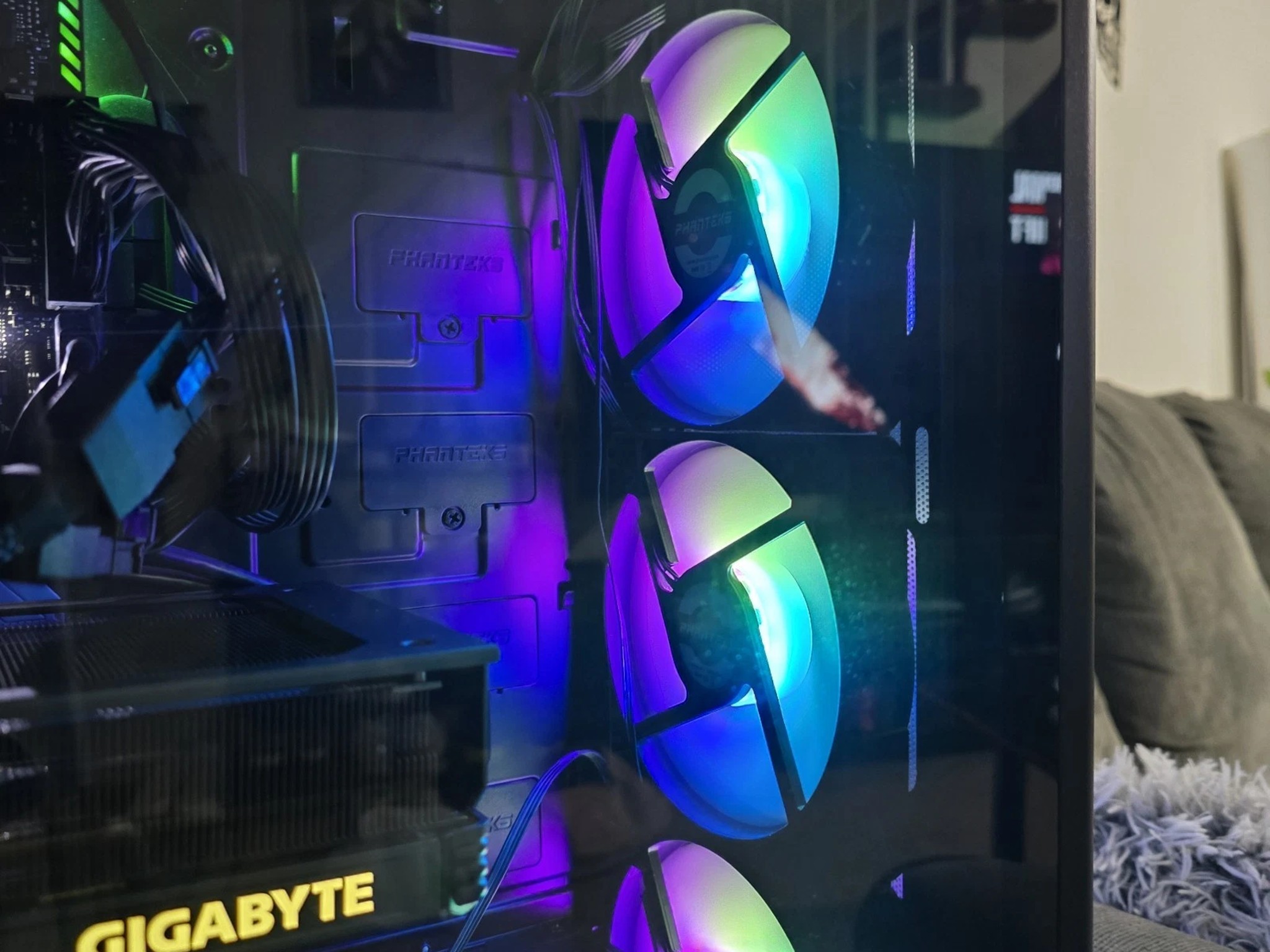 RTX 4070, i9 Gaming PC