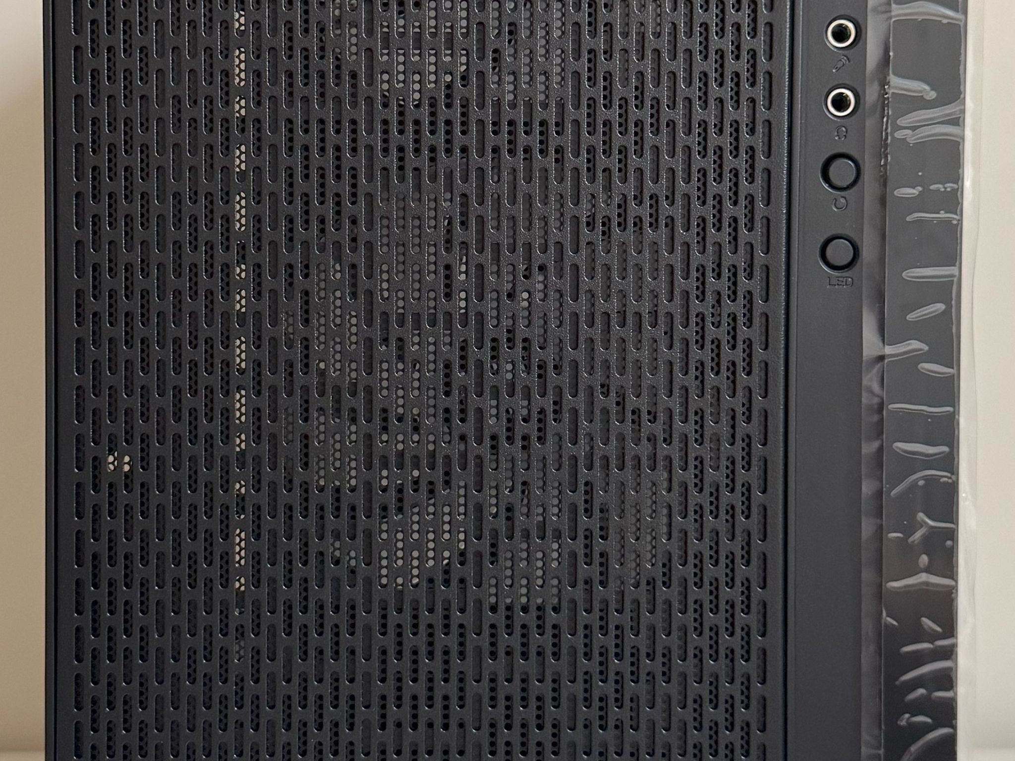 AMD Ryzen 5 5600GT Gaming PC Radeon Vega 7 Graphics ASUS B550M-A B550 Thermaltake Versa H18 Case