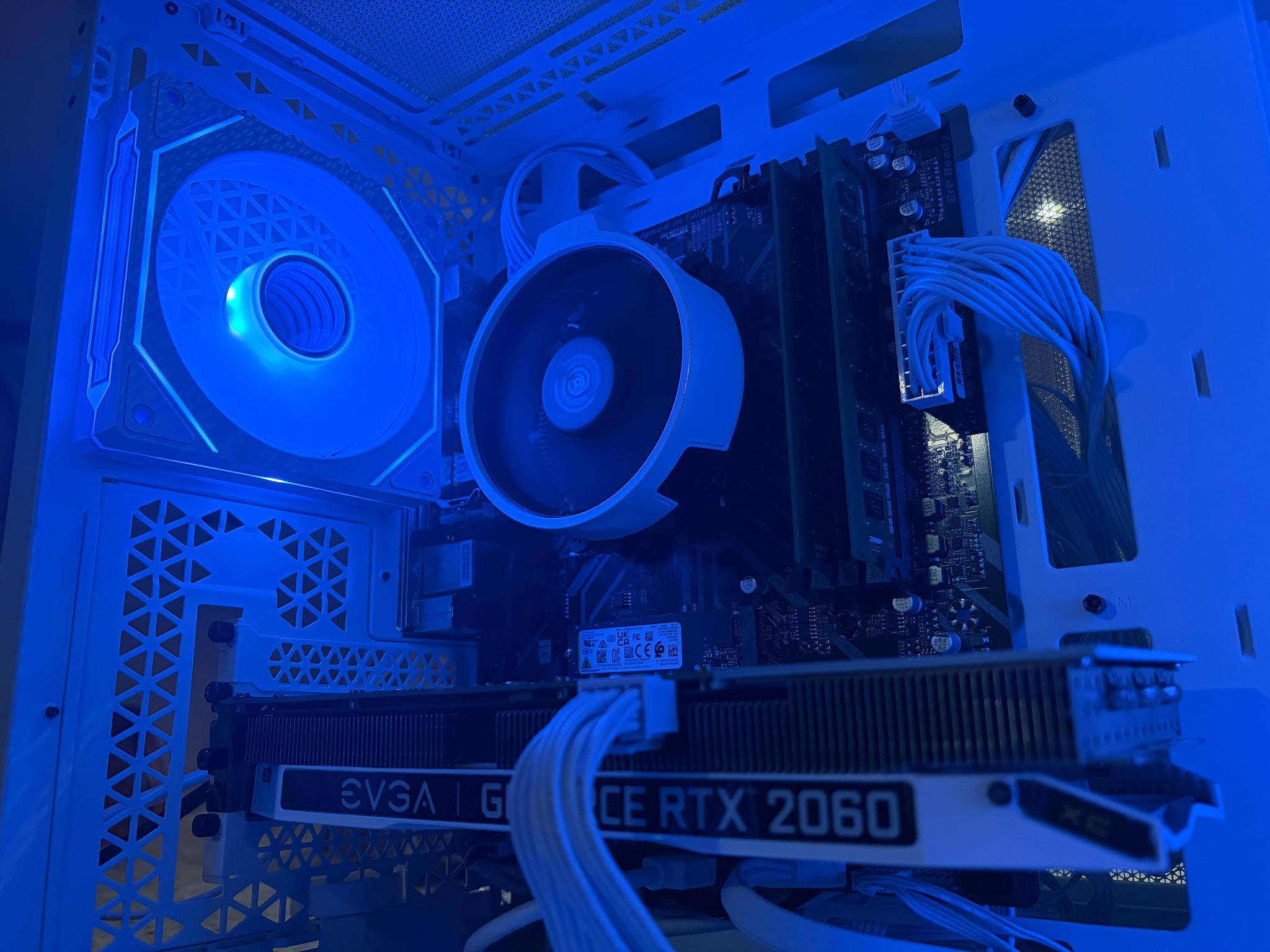 White Gaming PC | RTX 2060 6GB | RYZEN 7 2700X| 16GB RAM | 500GB SSD | Wi-Fi + Bluetooth