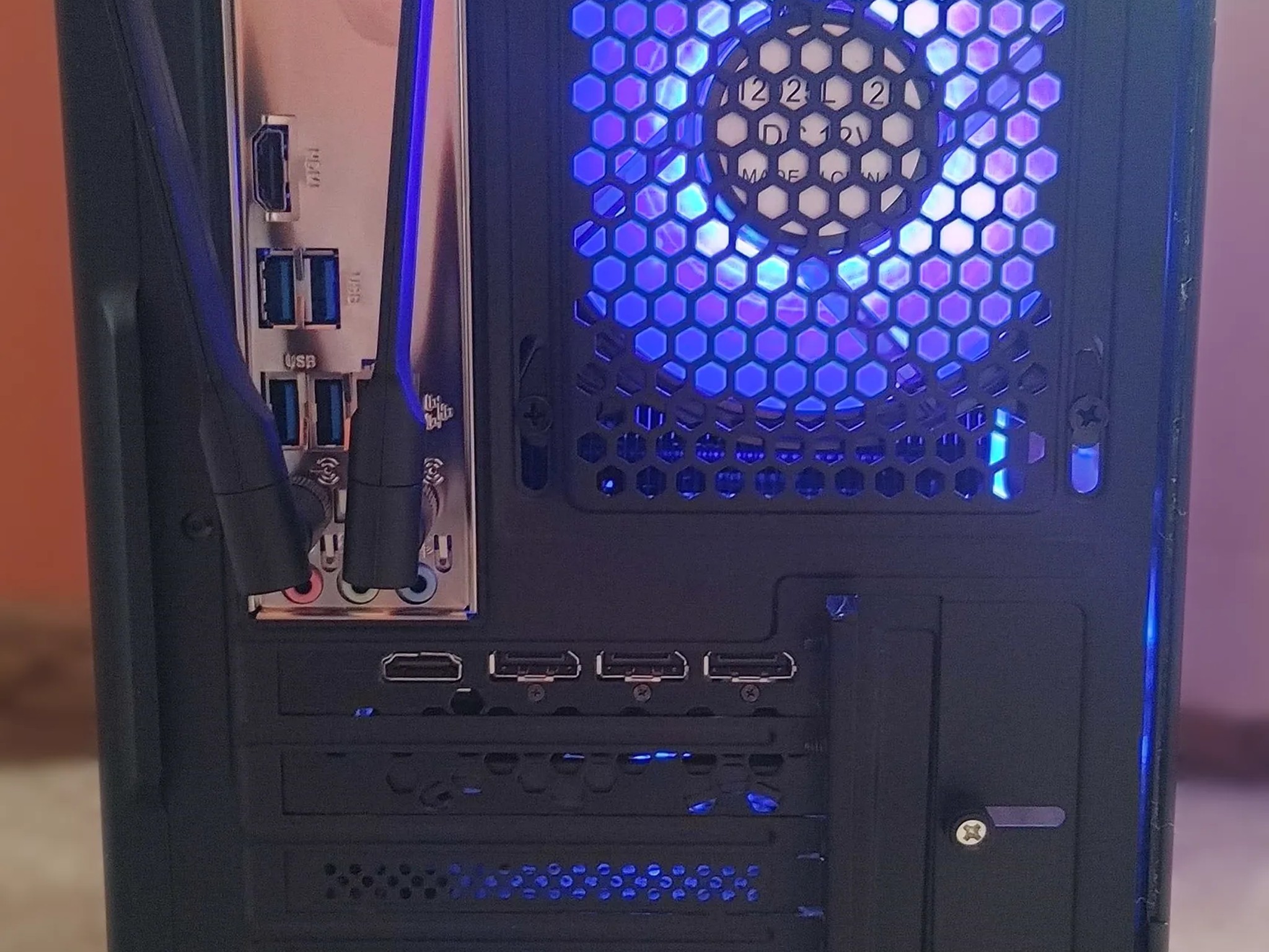RTX 3060 | Intel i5 10400F | 16GB RAM | 1.5TB Storage | Gaming/Streaming PC WIFI WIN10