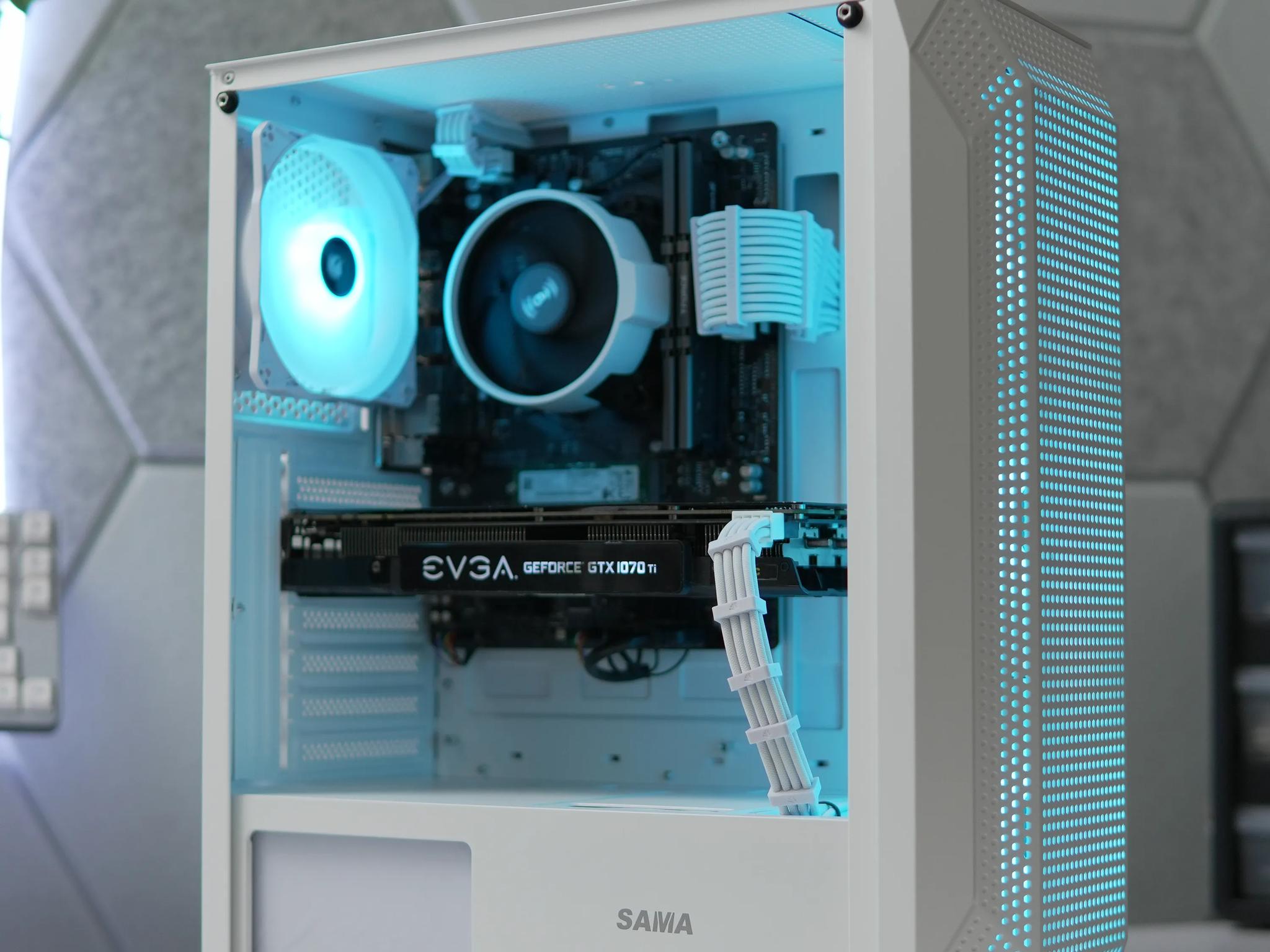 White Gaming PC! RYZEN 5 | GTX 1070 TI | 16GB RAM | WIFI |