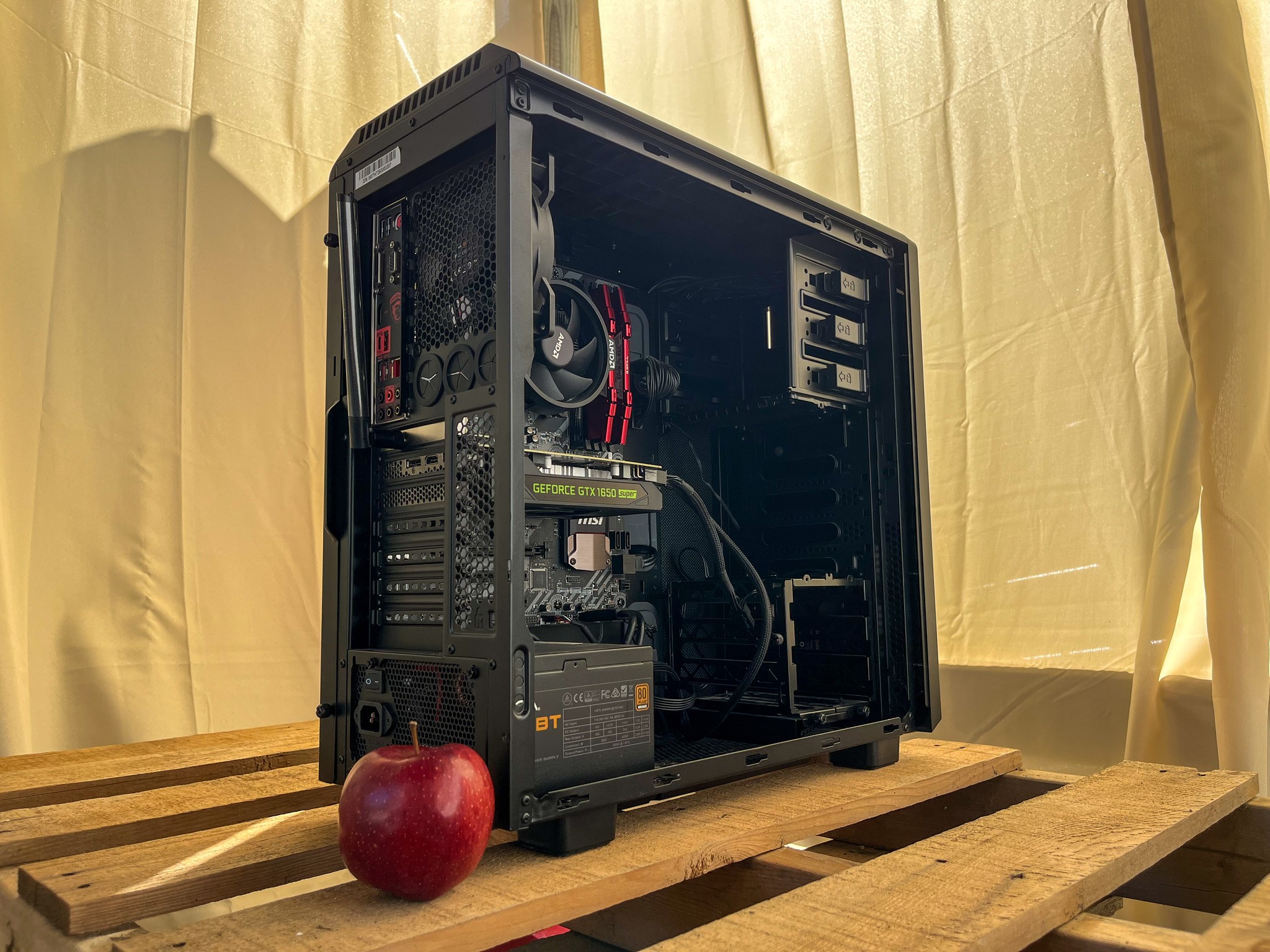 Stealth Black Gaming PC: GTX 1650 Super | Ryzen 5 3600