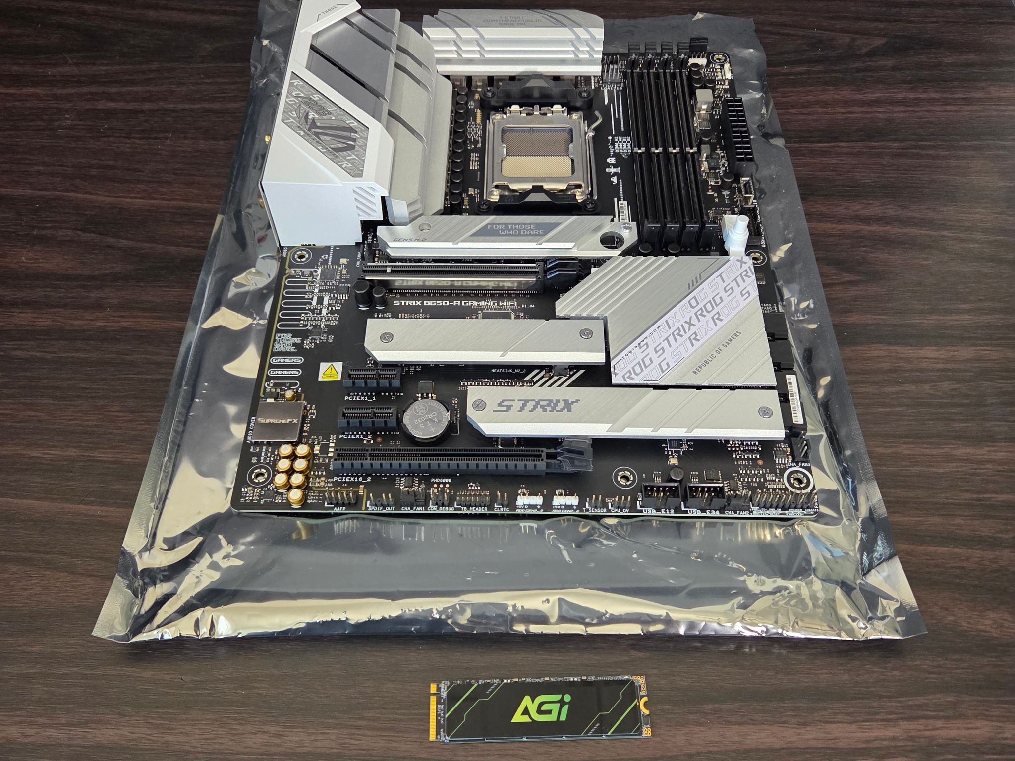 Rog Strix B650 ATX Mobo + 1TB Nvme