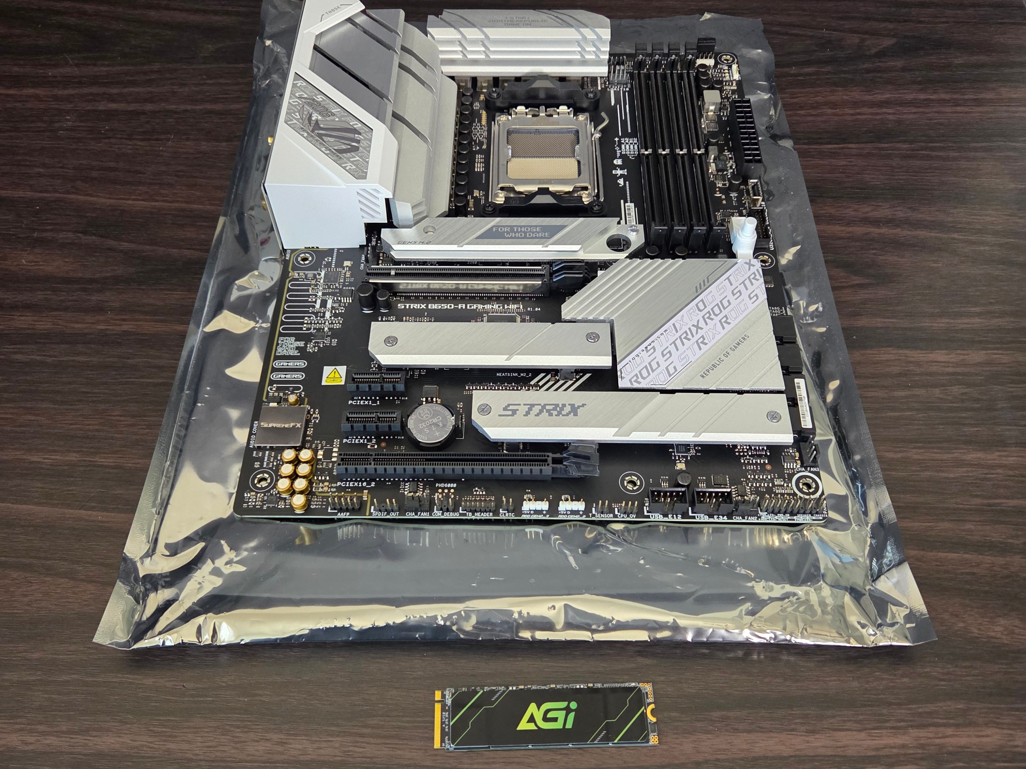 Rog Strix B650 ATX Mobo + 1TB Nvme