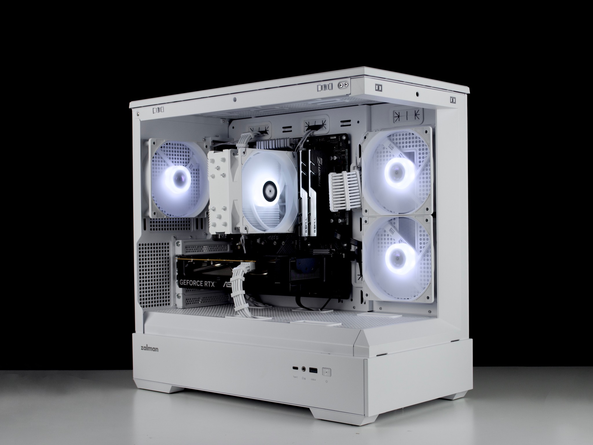 🧊❄️🧊 White Gaming PC – RTX 5060 , Ryzen 5 5600, 16GB RAM, 1TB SSD - WiFi, BlueTooth 🧊❄️🧊