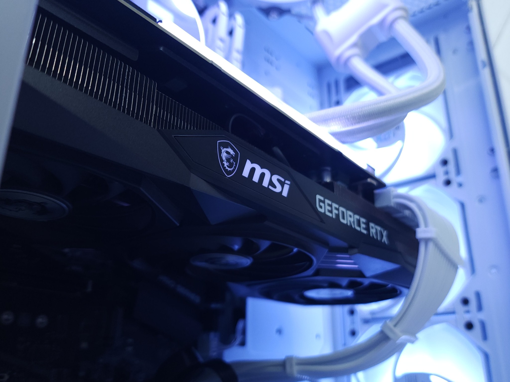 🤍🤍RTX 3080Ti | Ryzen 7 5700X | 32GB 3200MHz | 1TB NVMe SSD
