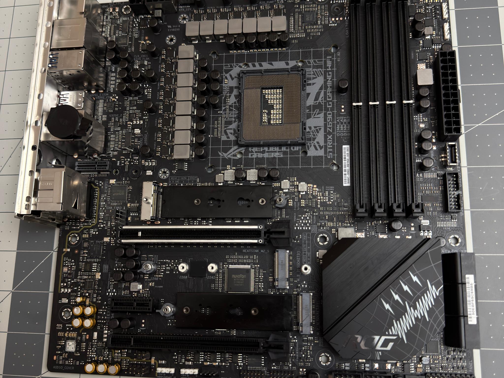 ASUS ROG STRIX Z690-G GAMING WIFI - Image 1