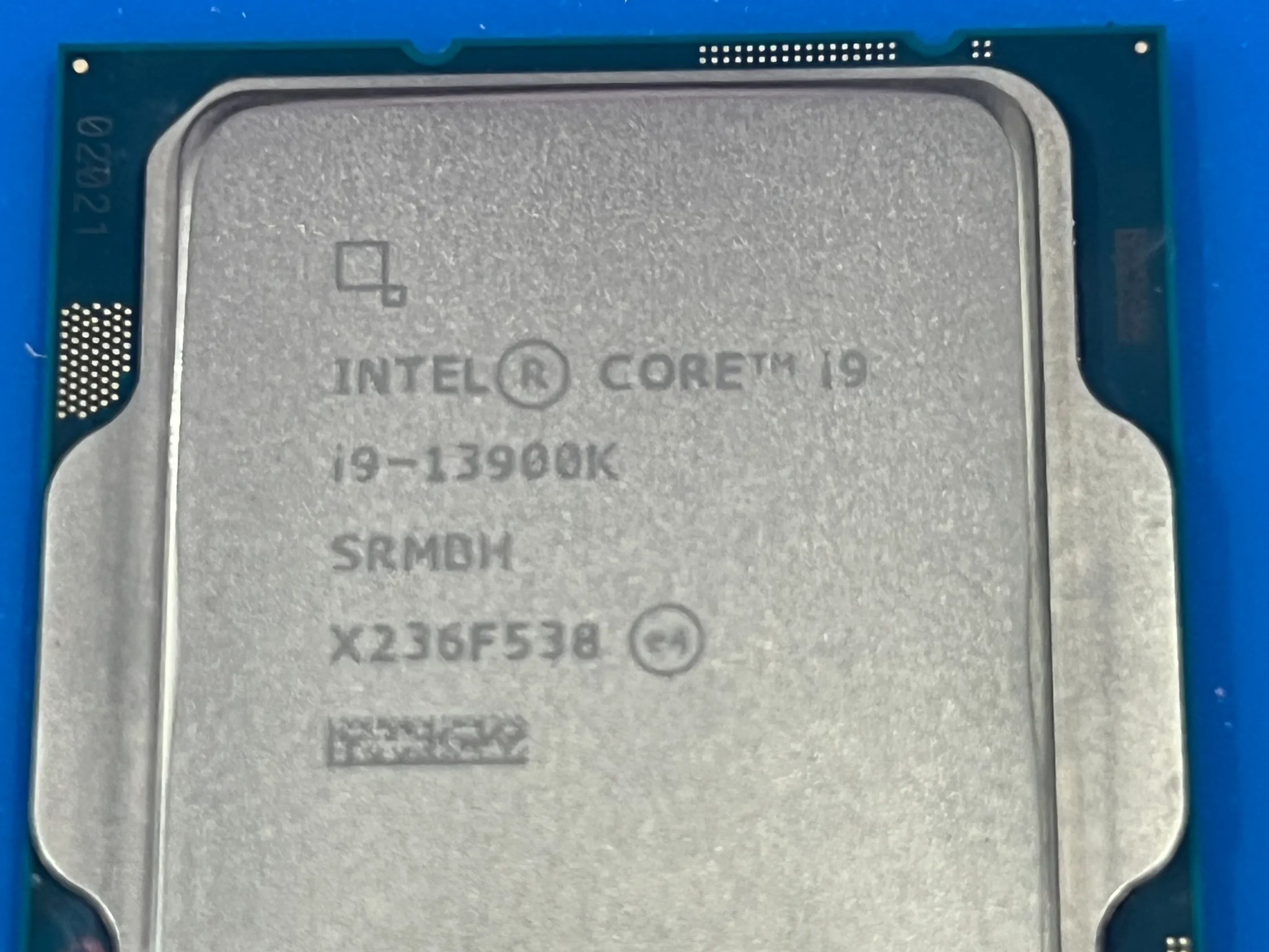 INTEL CORE I9-13900K W/ MSI MPG Z790 CARBON WIFI and INTEL CONTACT FRAME